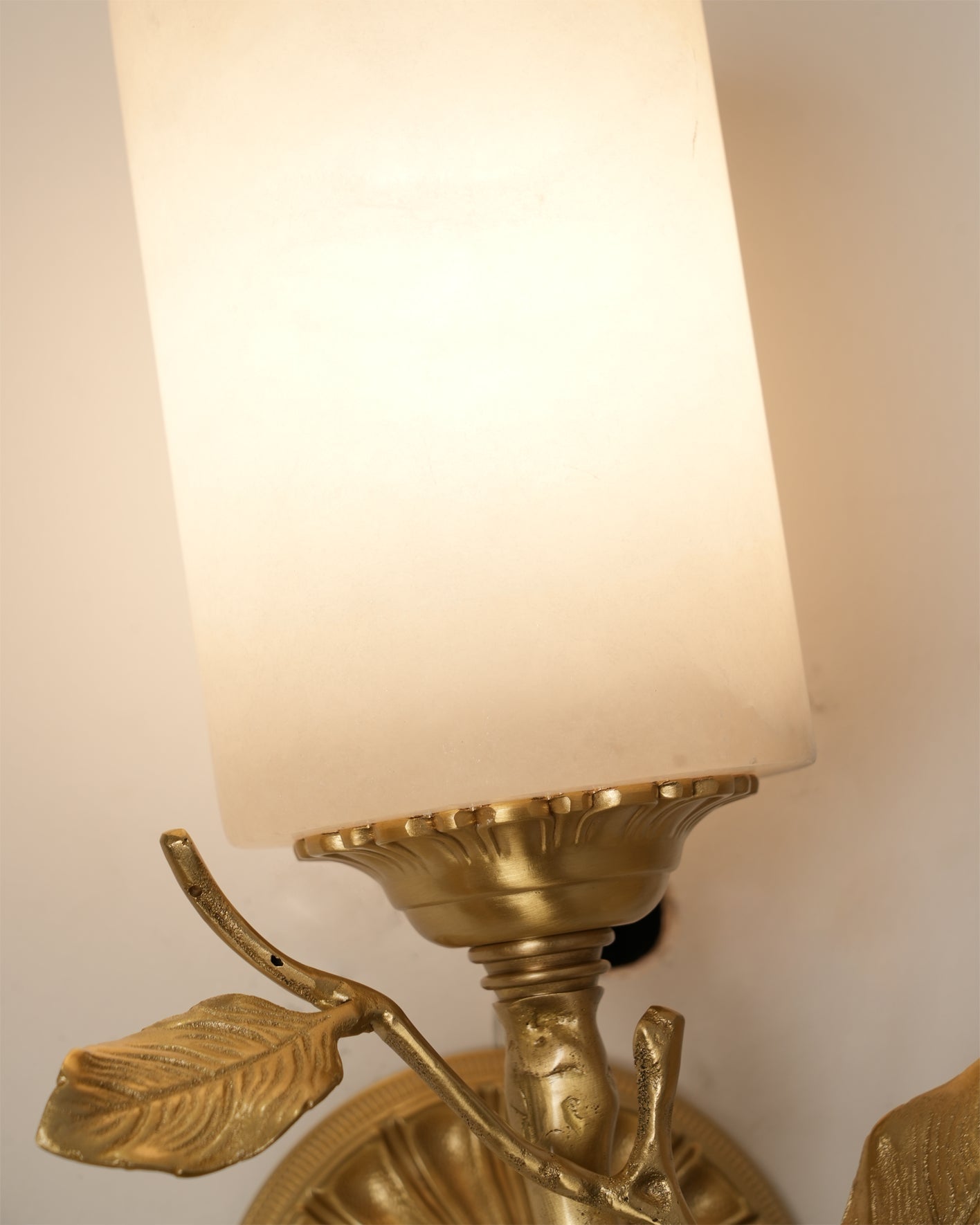 Diagram of Model C of the Natalia Alabaster Wall Sconce with dimensions.