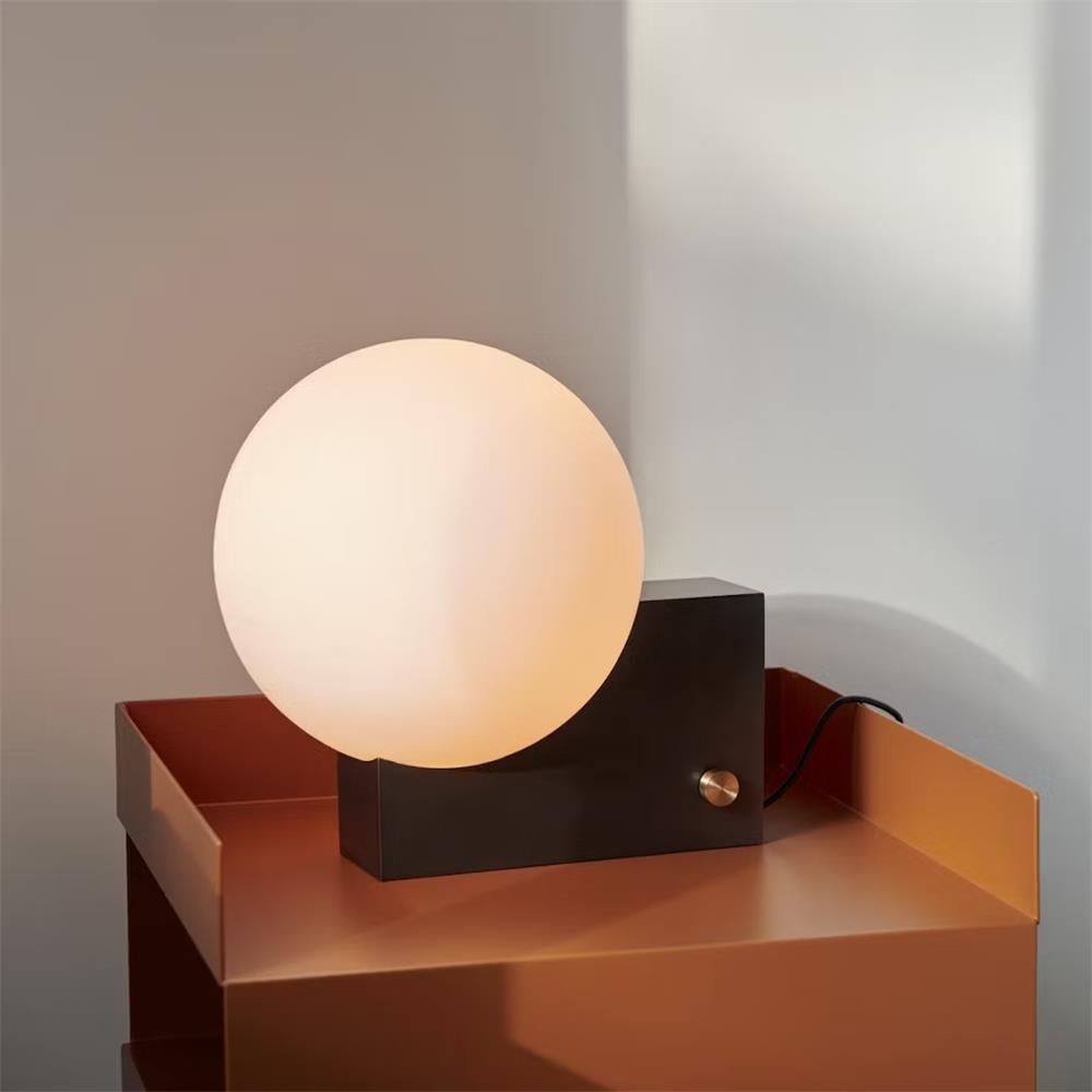 Elara Table Lamp