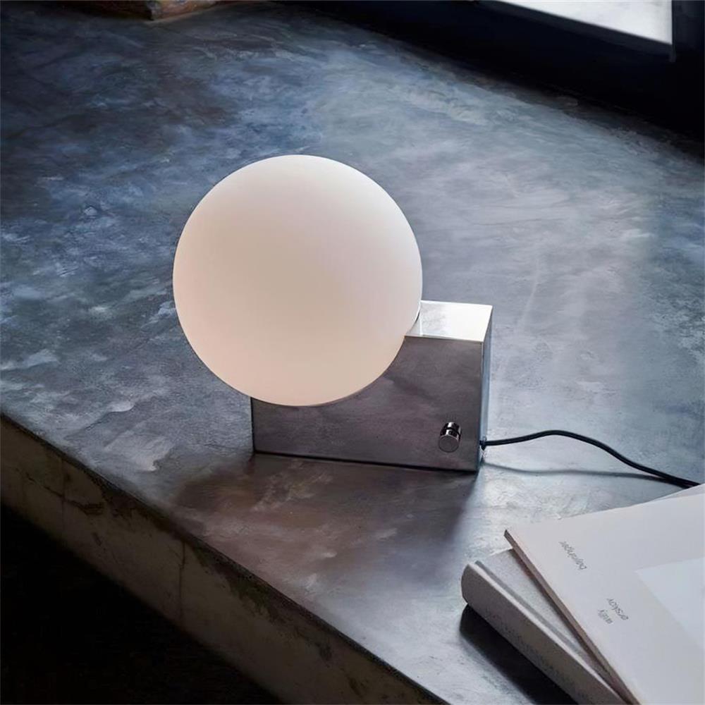 Elara Table Lamp