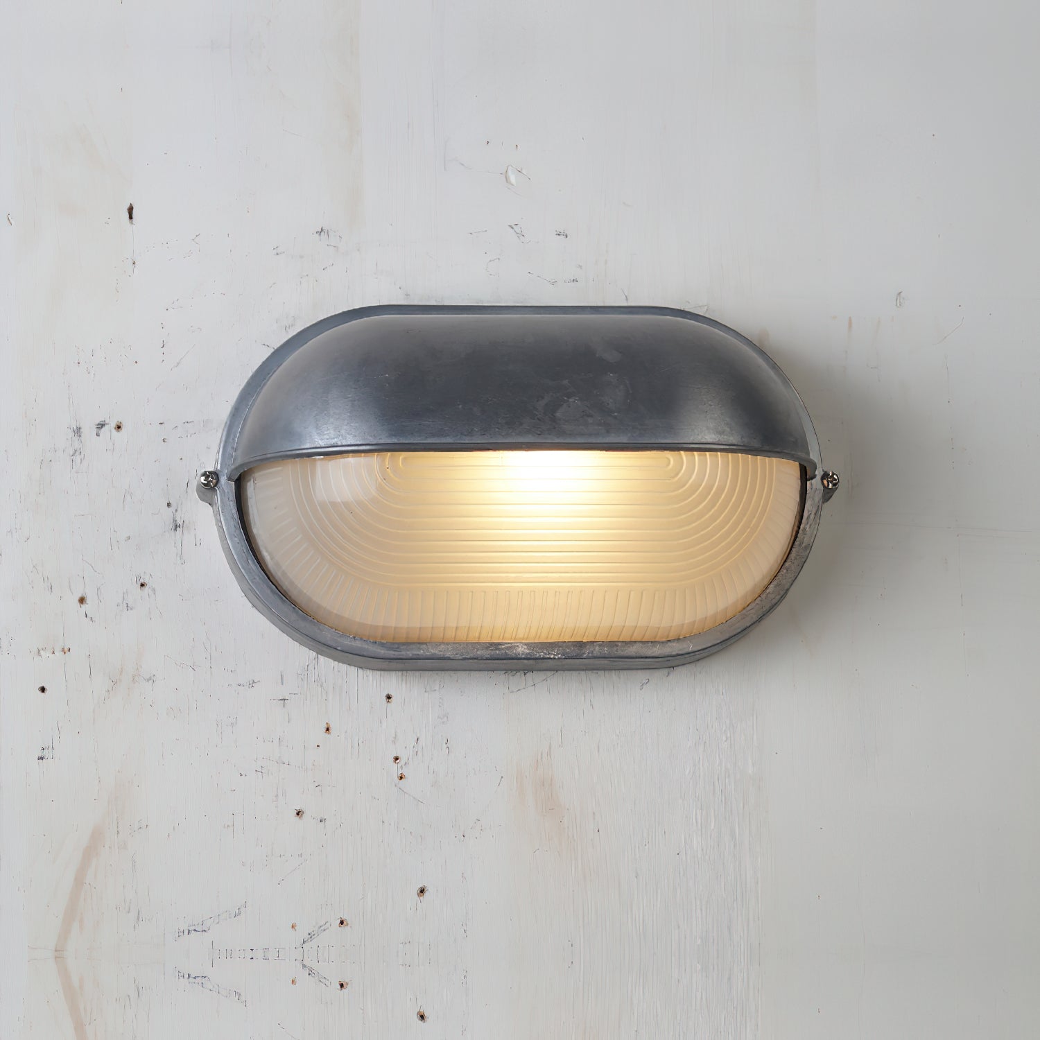 Vorn Modern Round/Ellipse Outdoor Waterproof Wall Lamp. 2 Colors - Neutral Decor