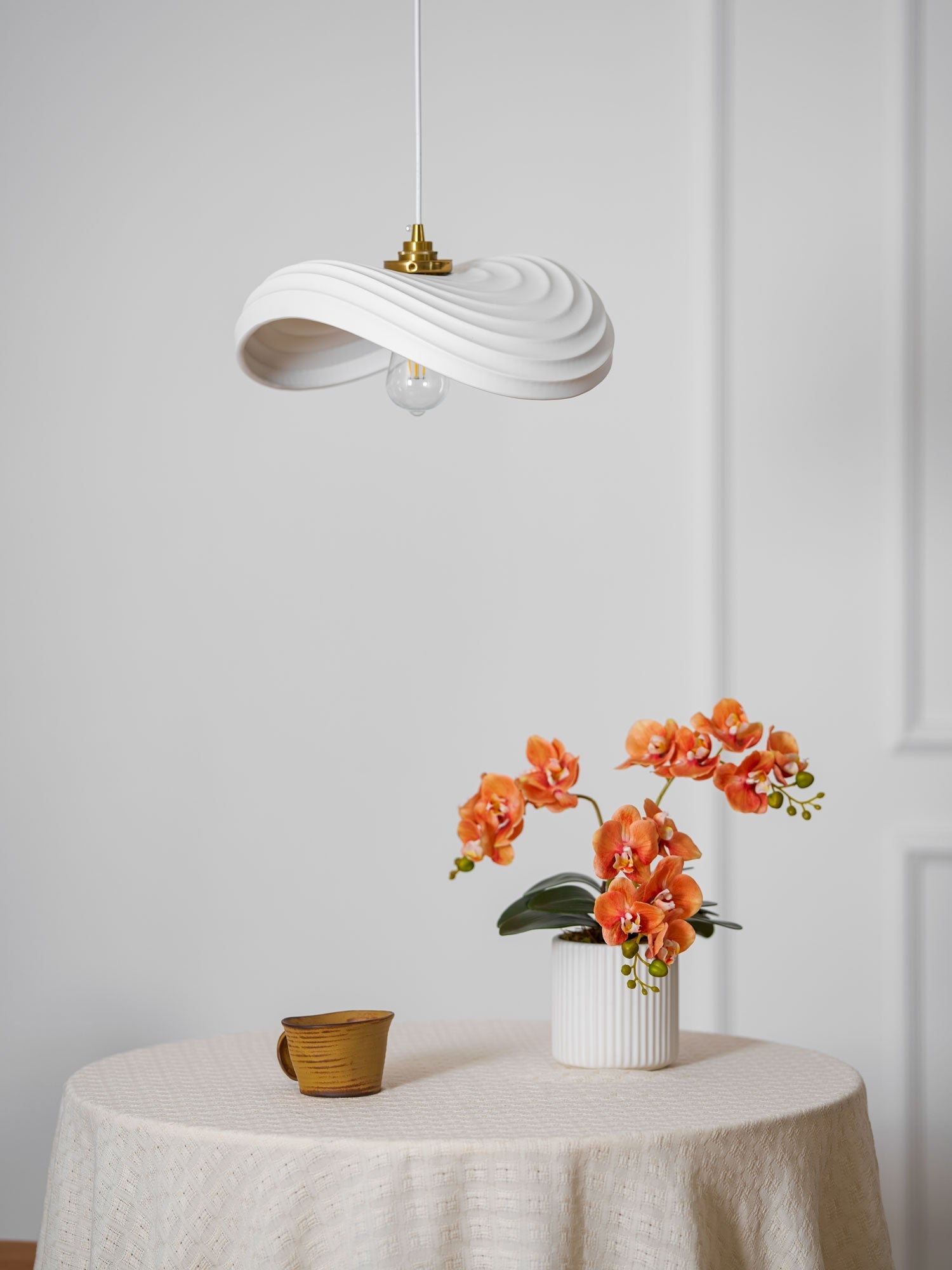 Lila Modern Resin Pendant Light-Neutral Decor