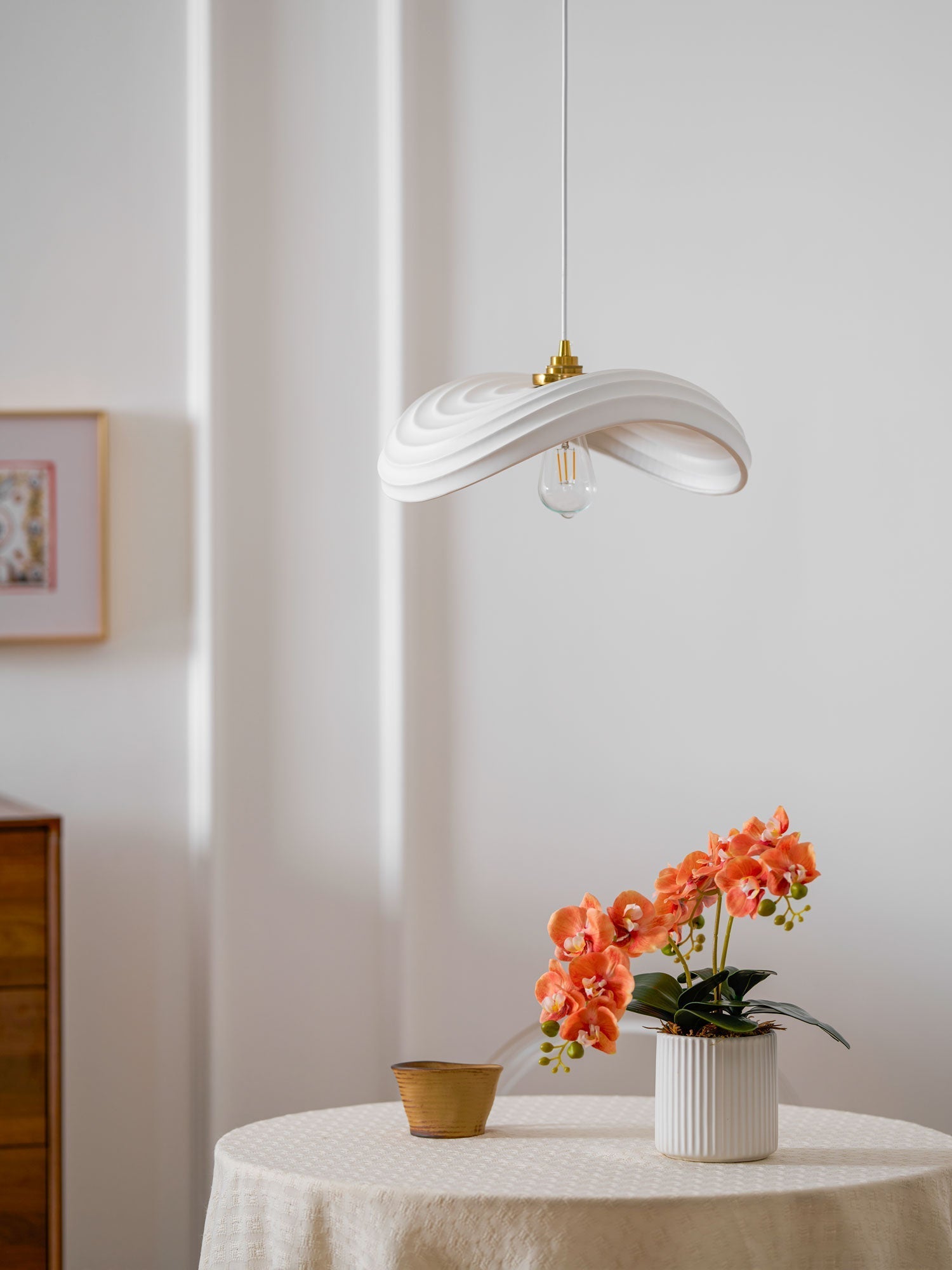 Lila Modern Resin Pendant Light-Neutral Decor