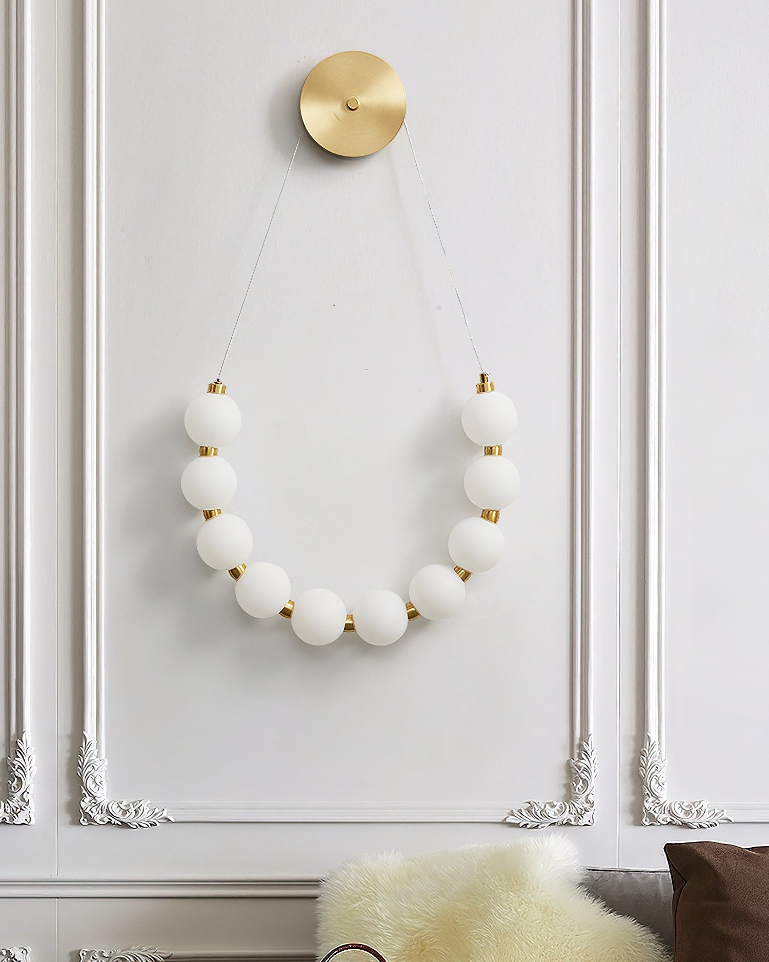 Ilirel Art Necklace Loop Brass Wall Lamp-Neutral Decor