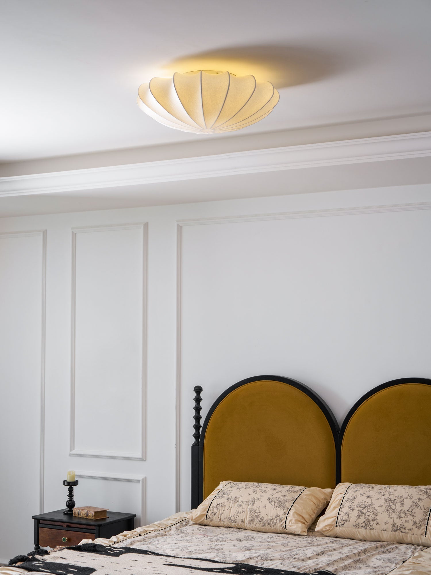 Eveny Ceiling Lamp Fabric Shell Sculptural Elegant-Neutral Decor