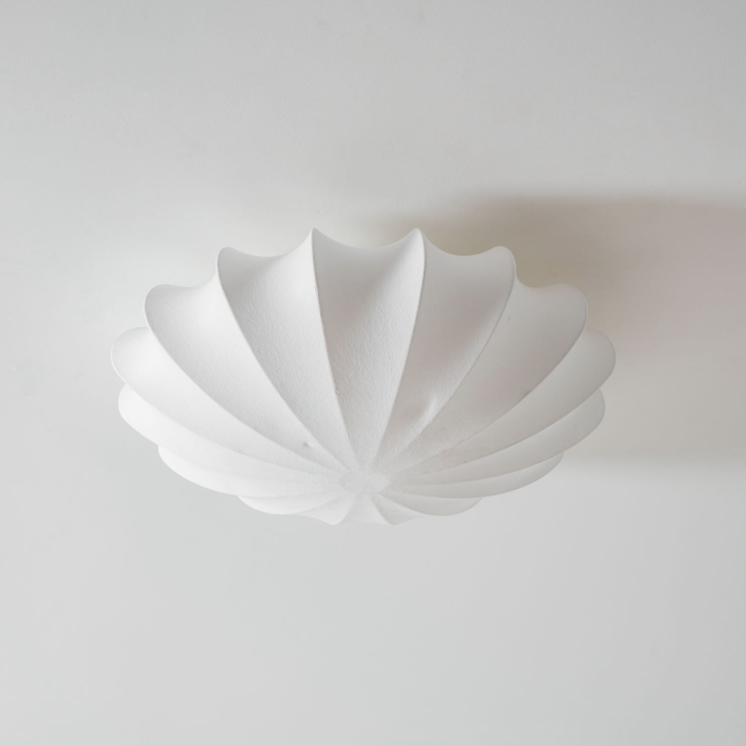 Eveny Ceiling Lamp Fabric Shell Sculptural Elegant-Neutral Decor
