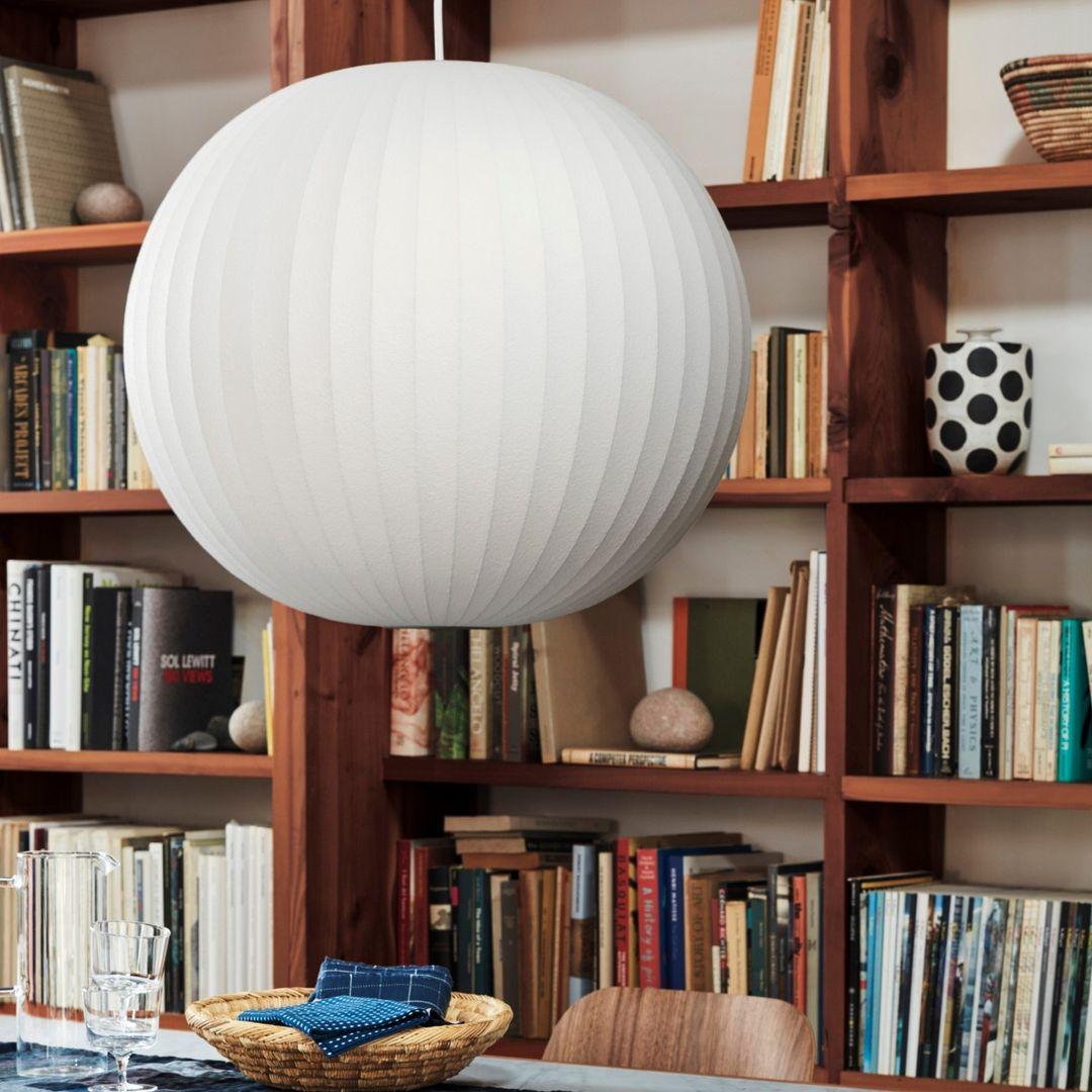 Alvaris White Modern Pendant Light