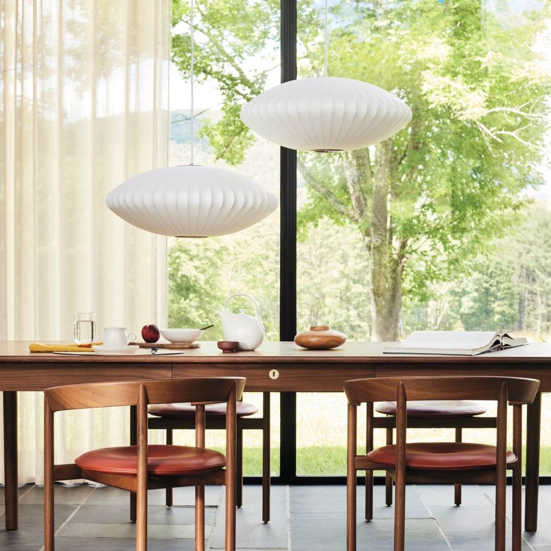 Alvaris White Modern Pendant Light