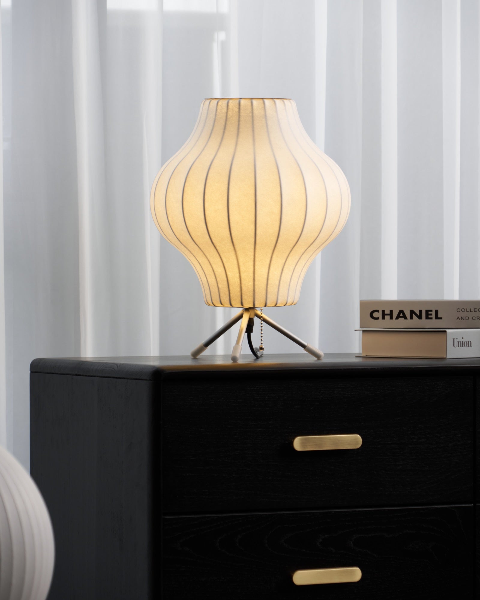 Rostix Steel Minimalist Table Lamp-Neutral Decor
