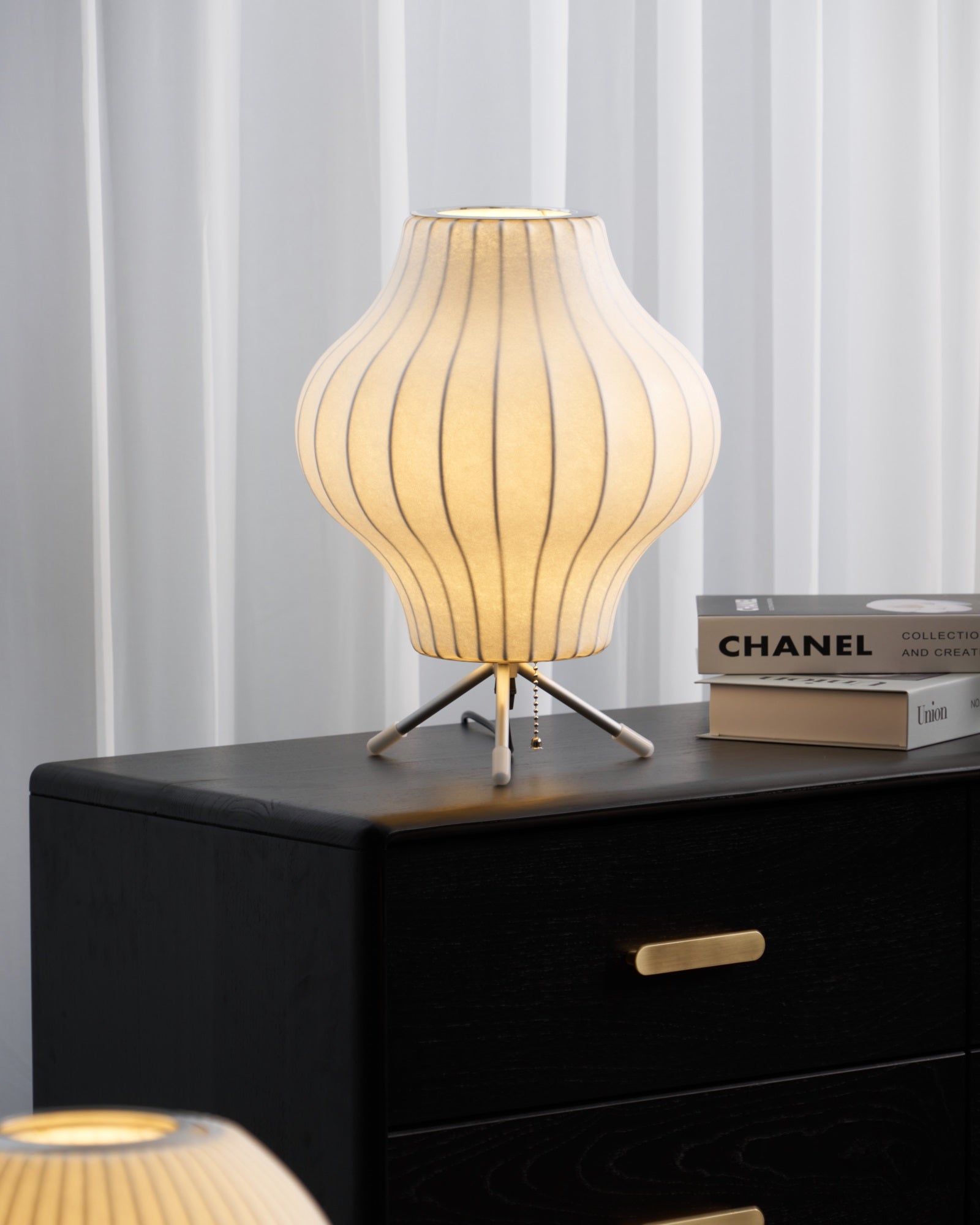 Rostix Steel Minimalist Table Lamp-Neutral Decor