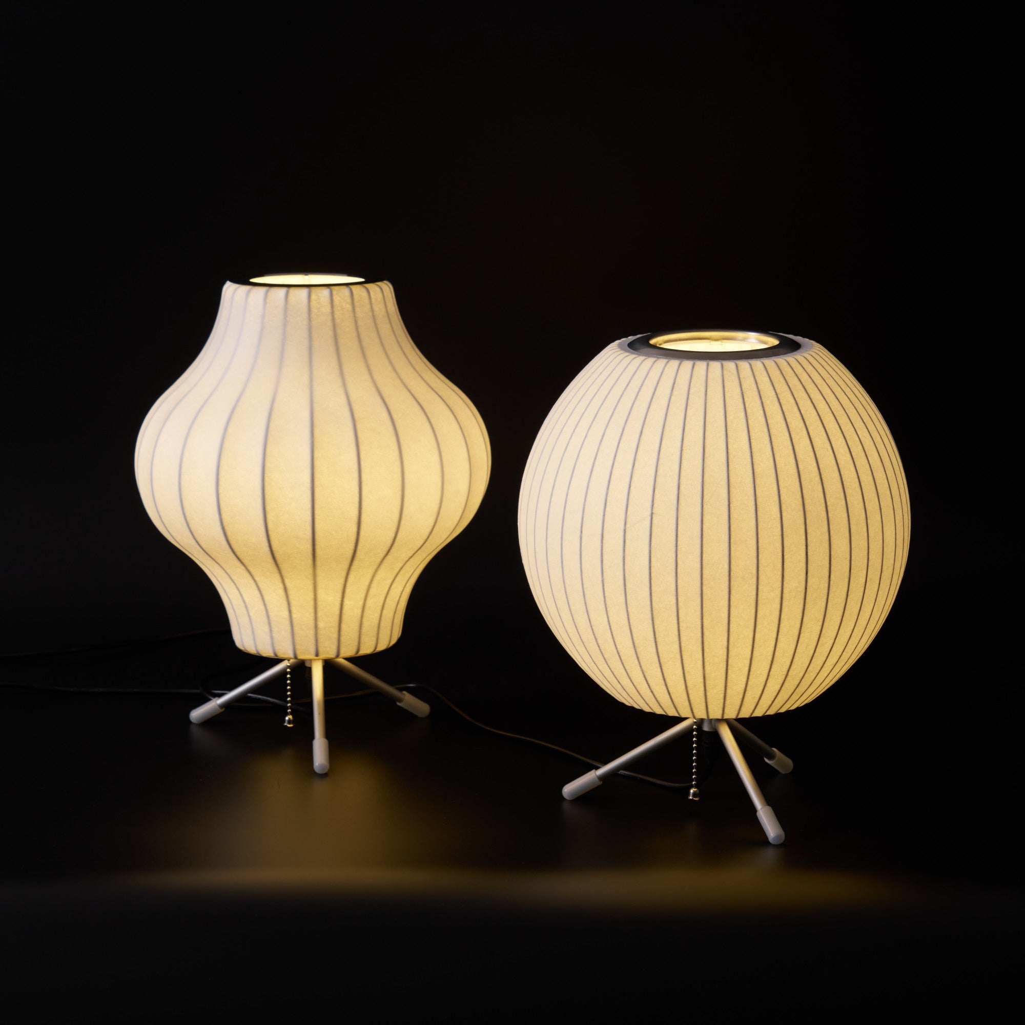 Rostix Steel Minimalist Table Lamp-Neutral Decor