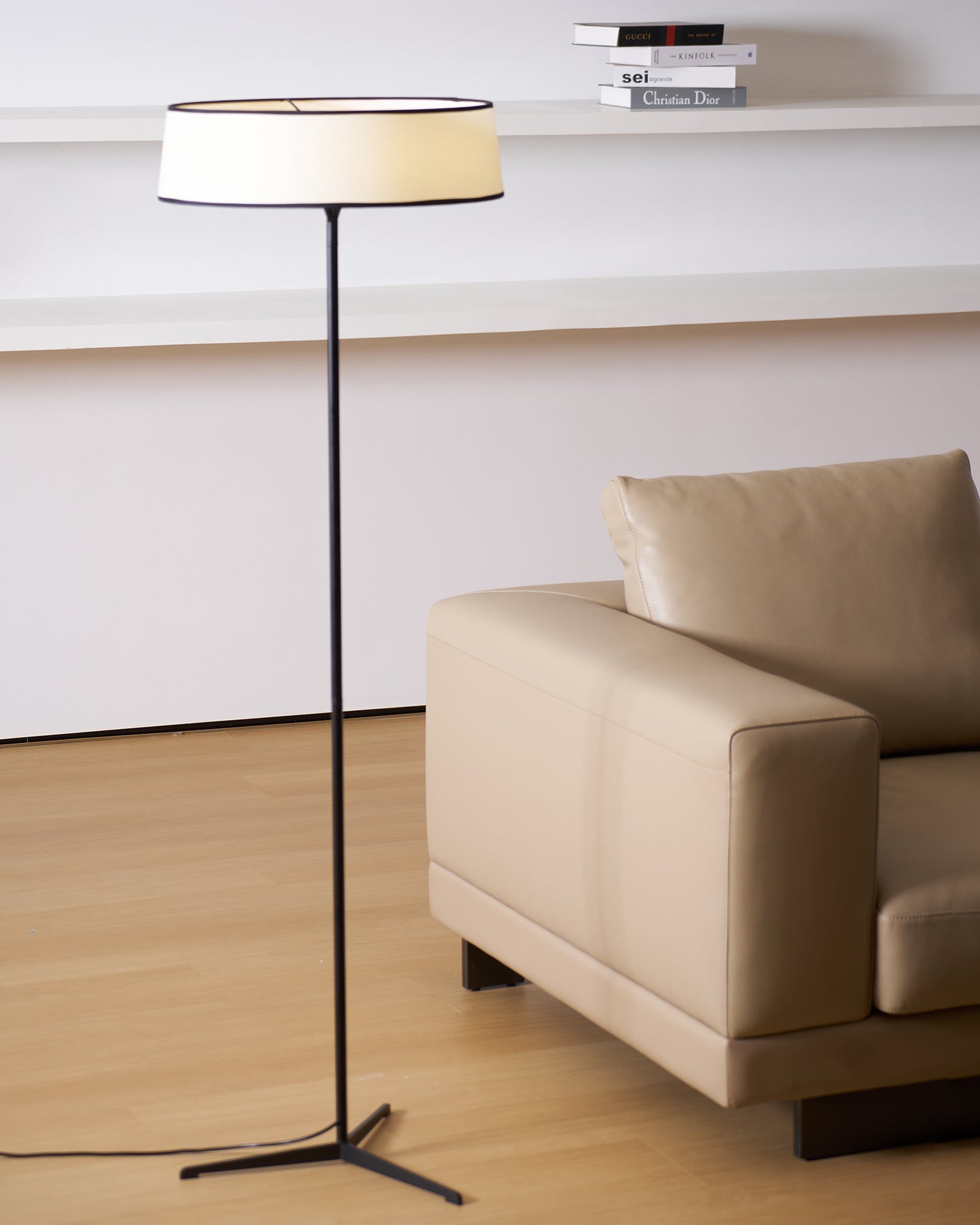 Zemaryre Modern Floor Lamp-Neutral Decor