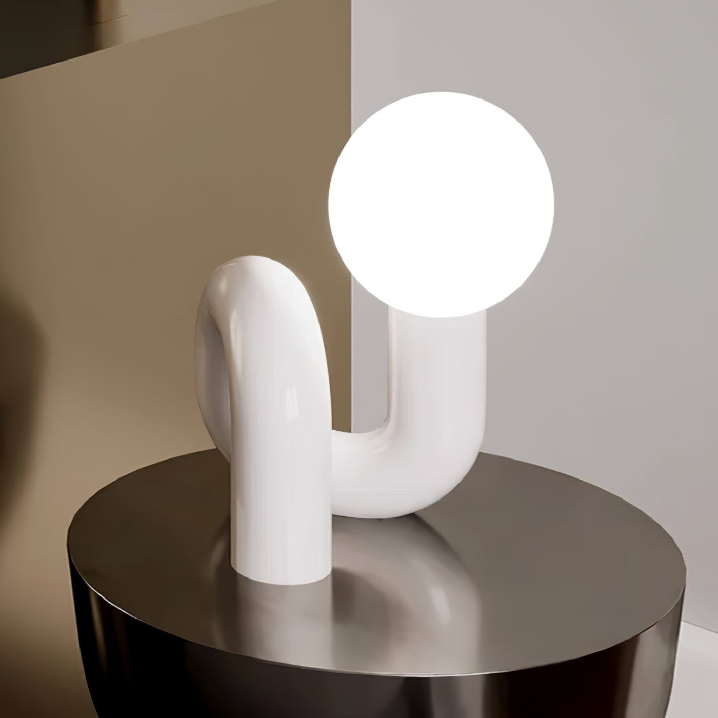 Aveny Lamp Playful N Shape All White-Neutral Decor