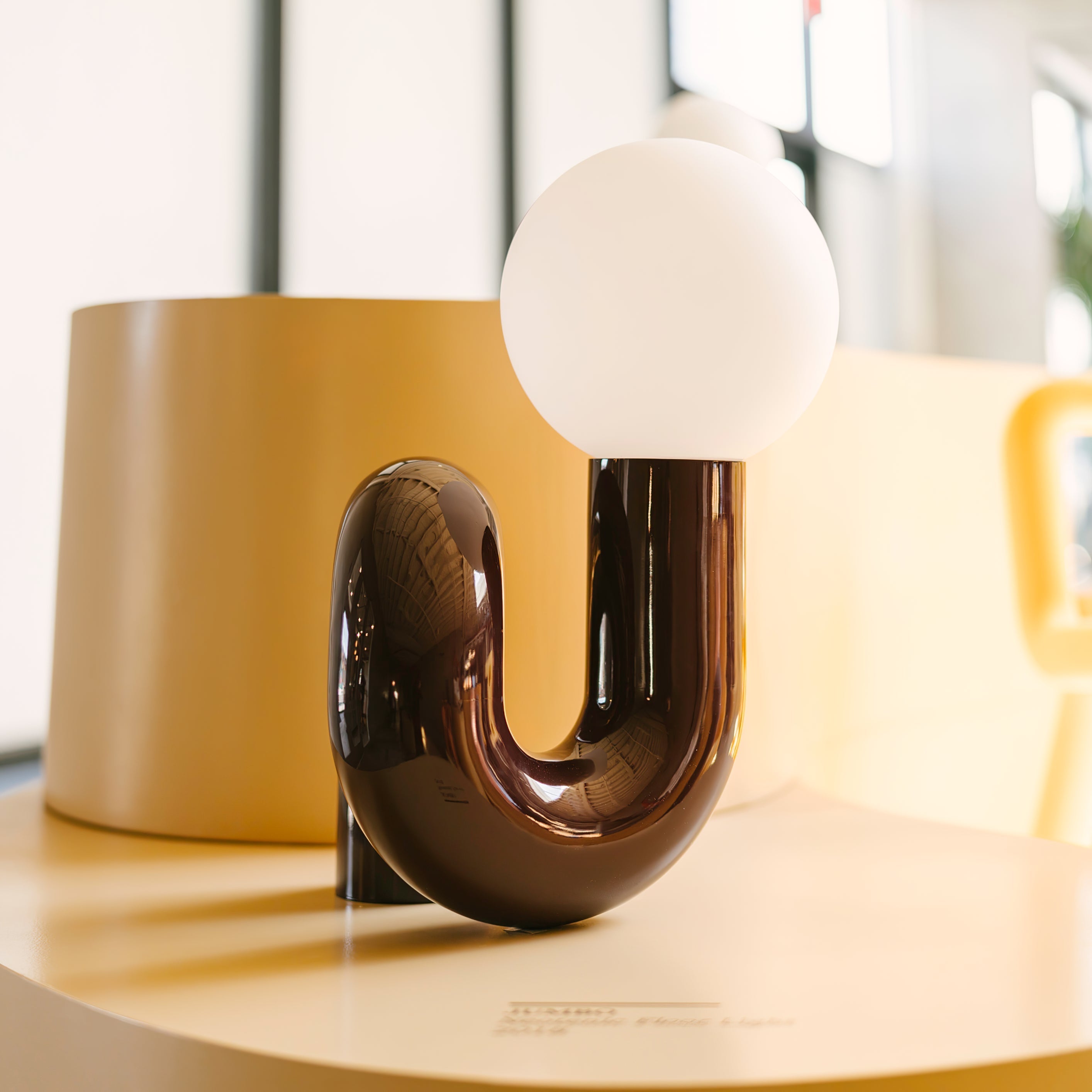 Aveny Lamp Playful N Shape All White-Neutral Decor