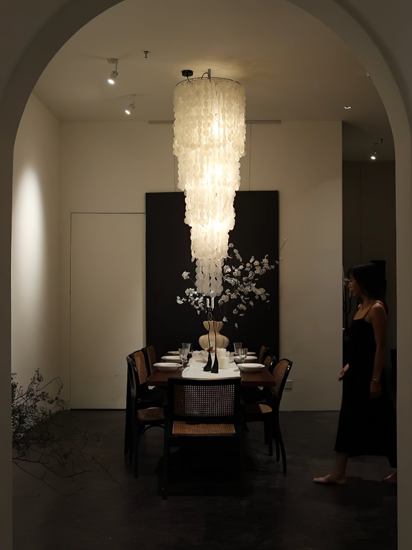 Eloryra Cascading Glass Chandelier-Neutral Decor