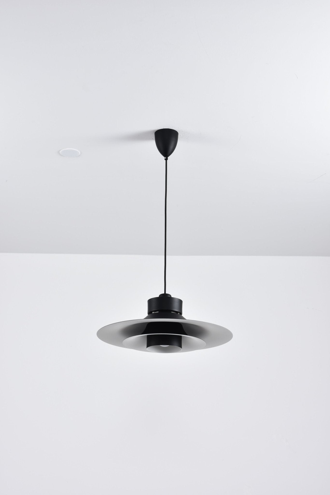 Sadie Minimalist Pendant Lamp-Neutral Decor