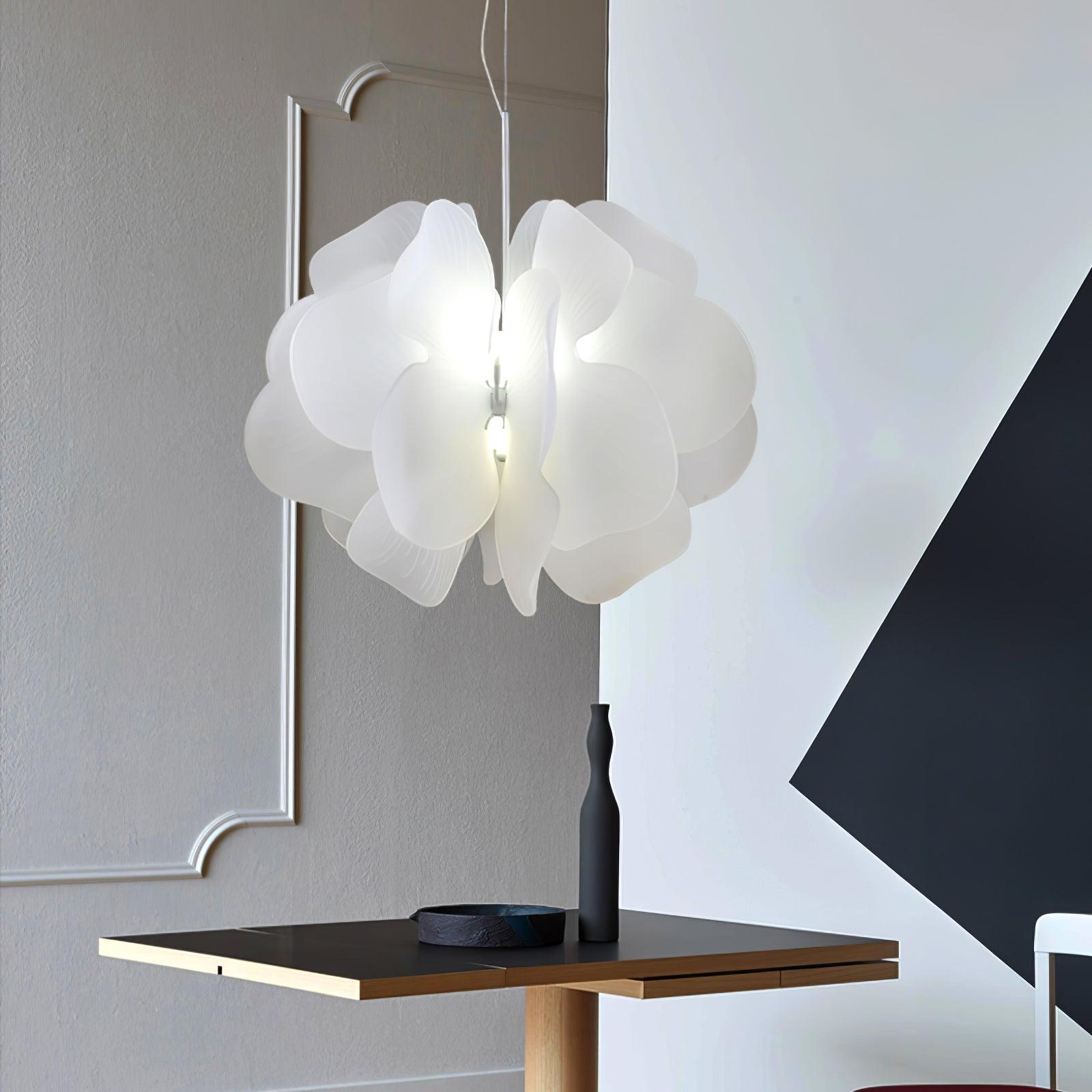 Lustra Pendant Light Plastic Floral-Neutral Decor