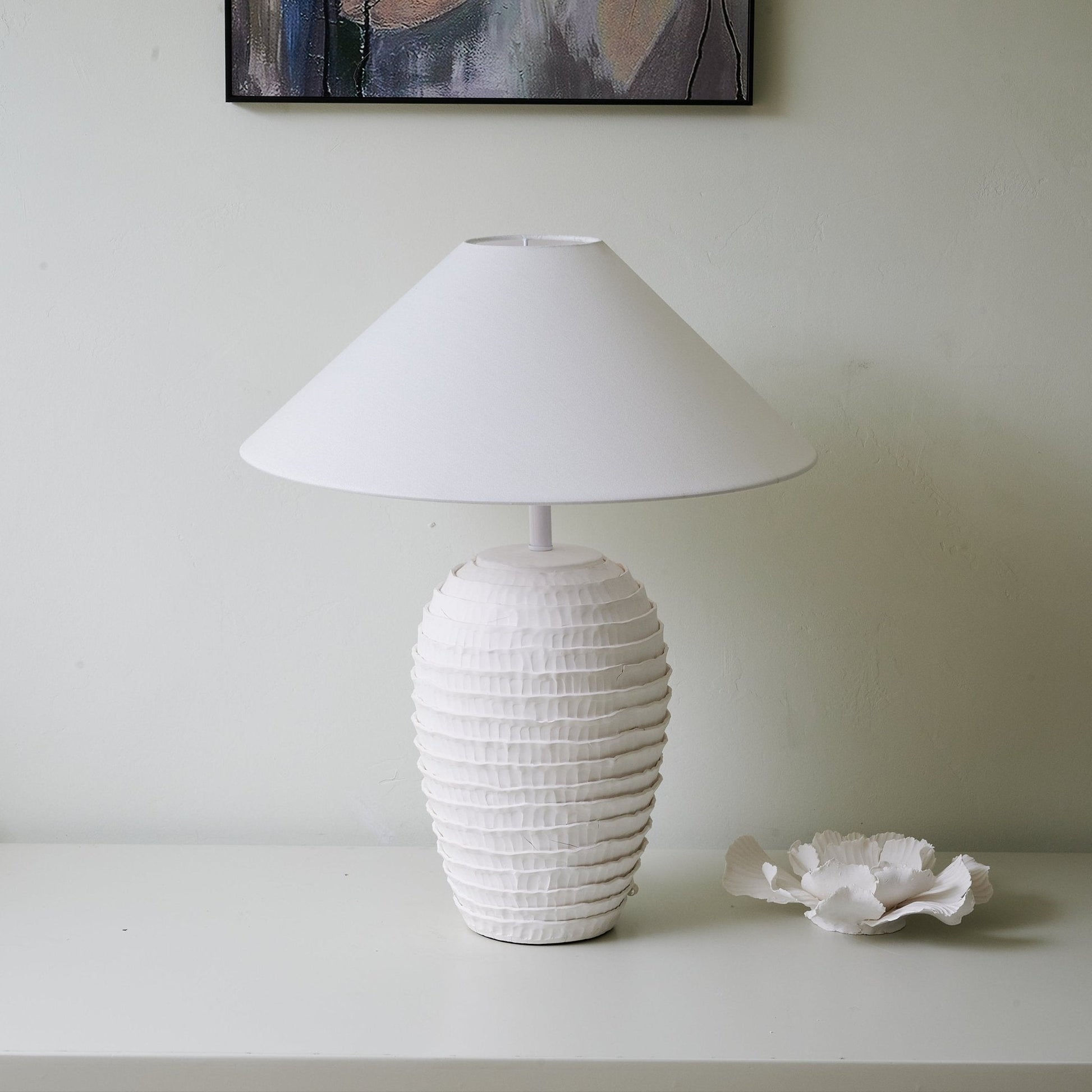 Albert Minimalist Table Lamp-Neutral Decor