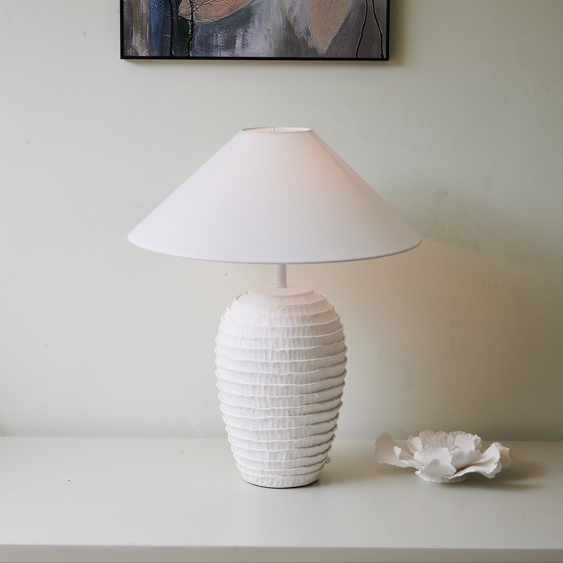 Albert Minimalist Table Lamp-Neutral Decor