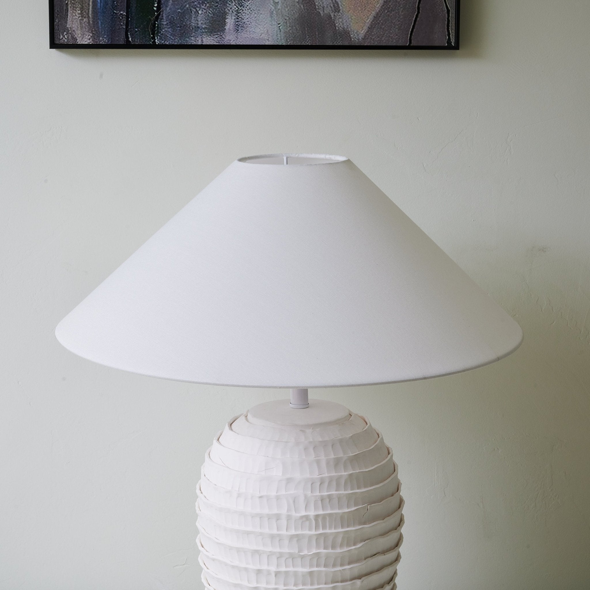Albert Minimalist Table Lamp-Neutral Decor