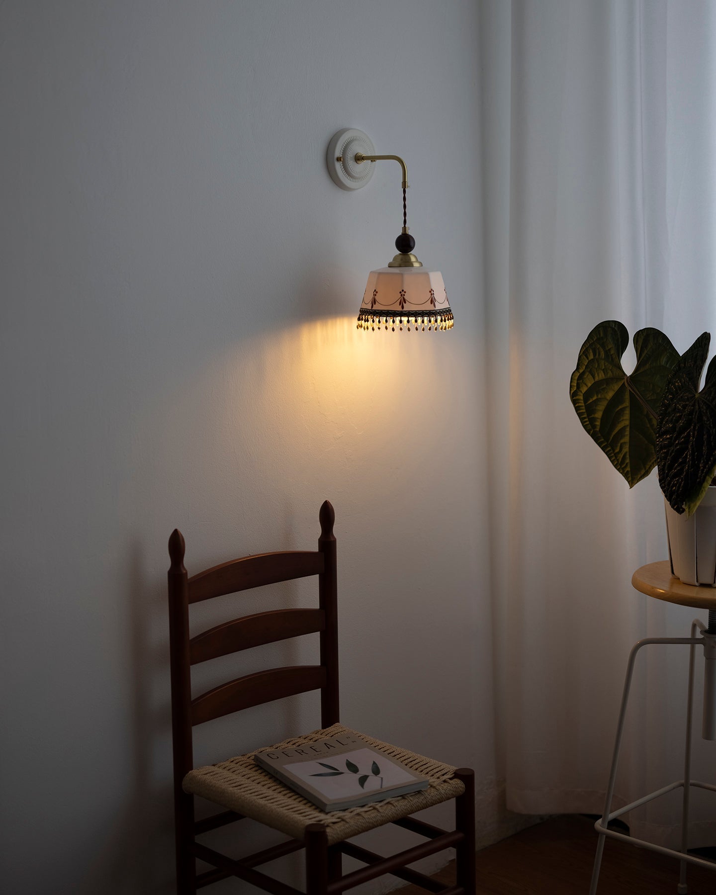 Toreni Wall Lamp