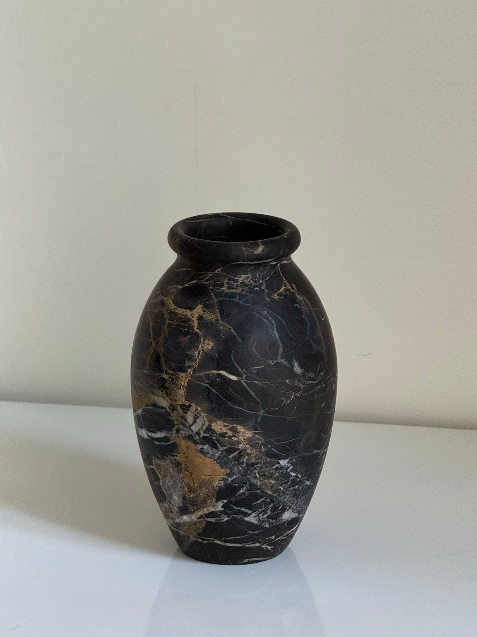 Noir Vein Stone Vase-Neutral Decor