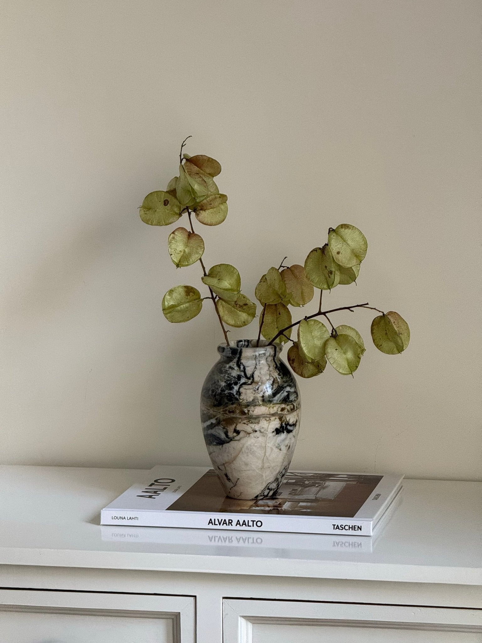 Noir Vein Stone Vase-Neutral Decor