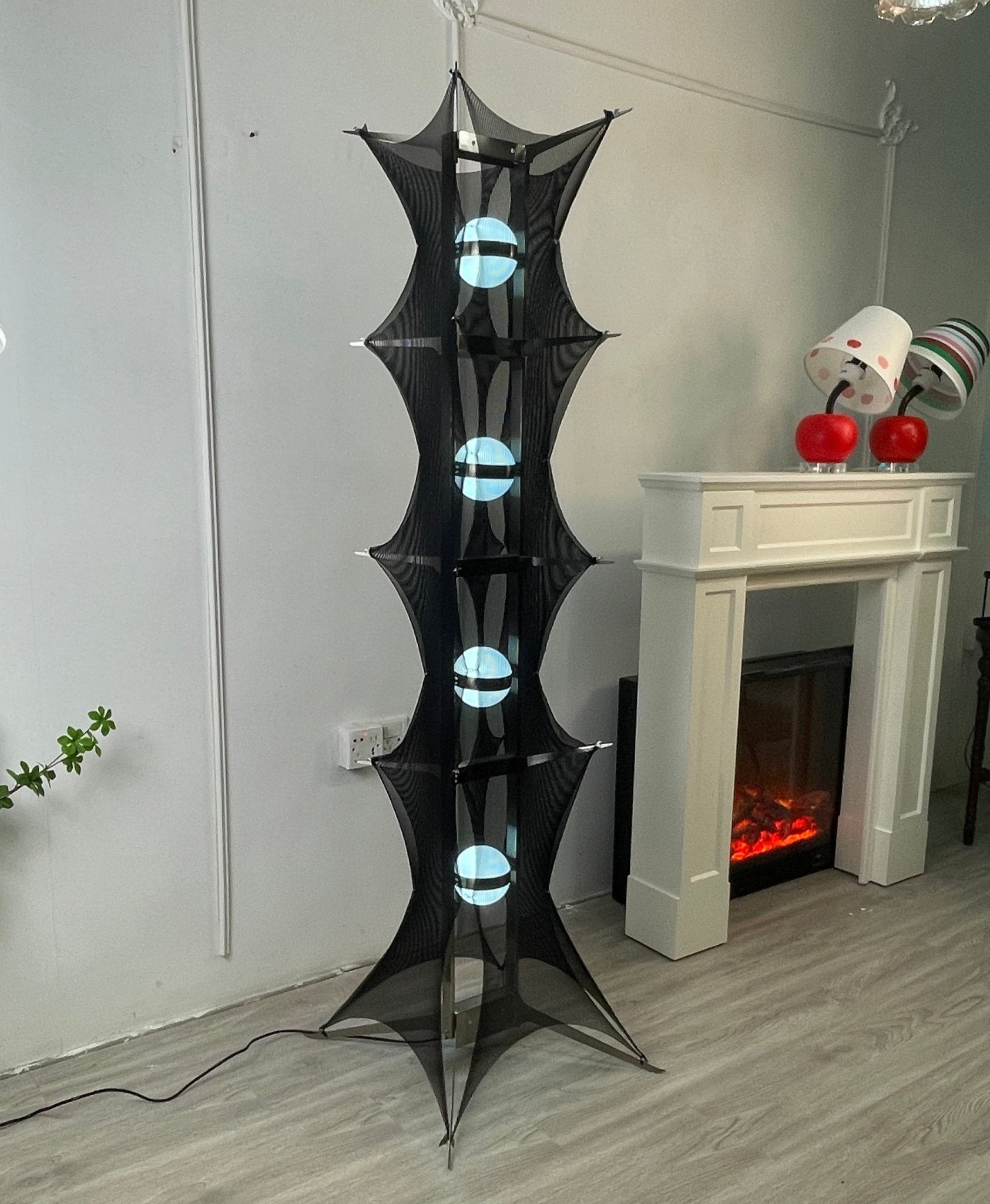 Finn Modern Floor Lamp-Neutral Decor