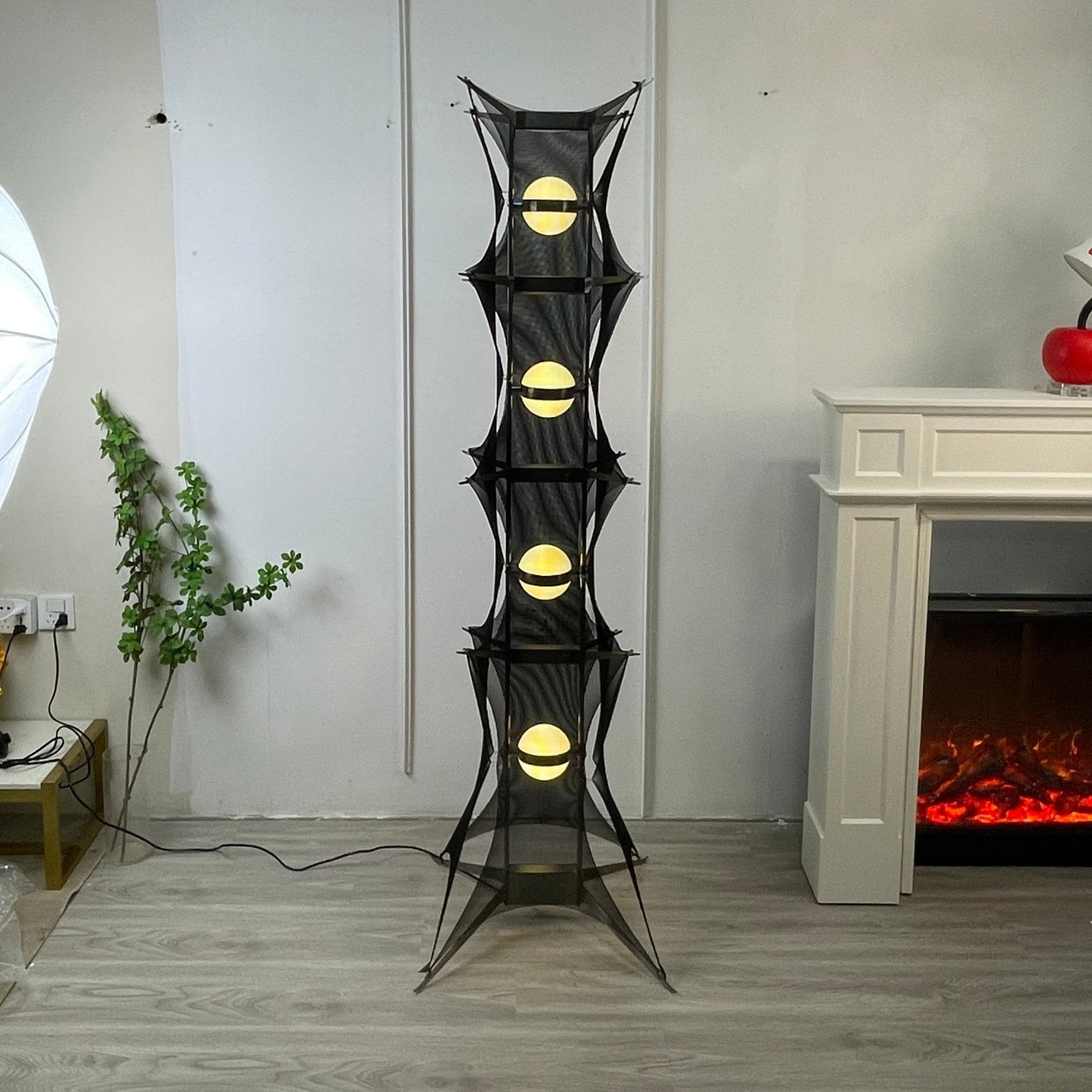 Finn Modern Floor Lamp-Neutral Decor