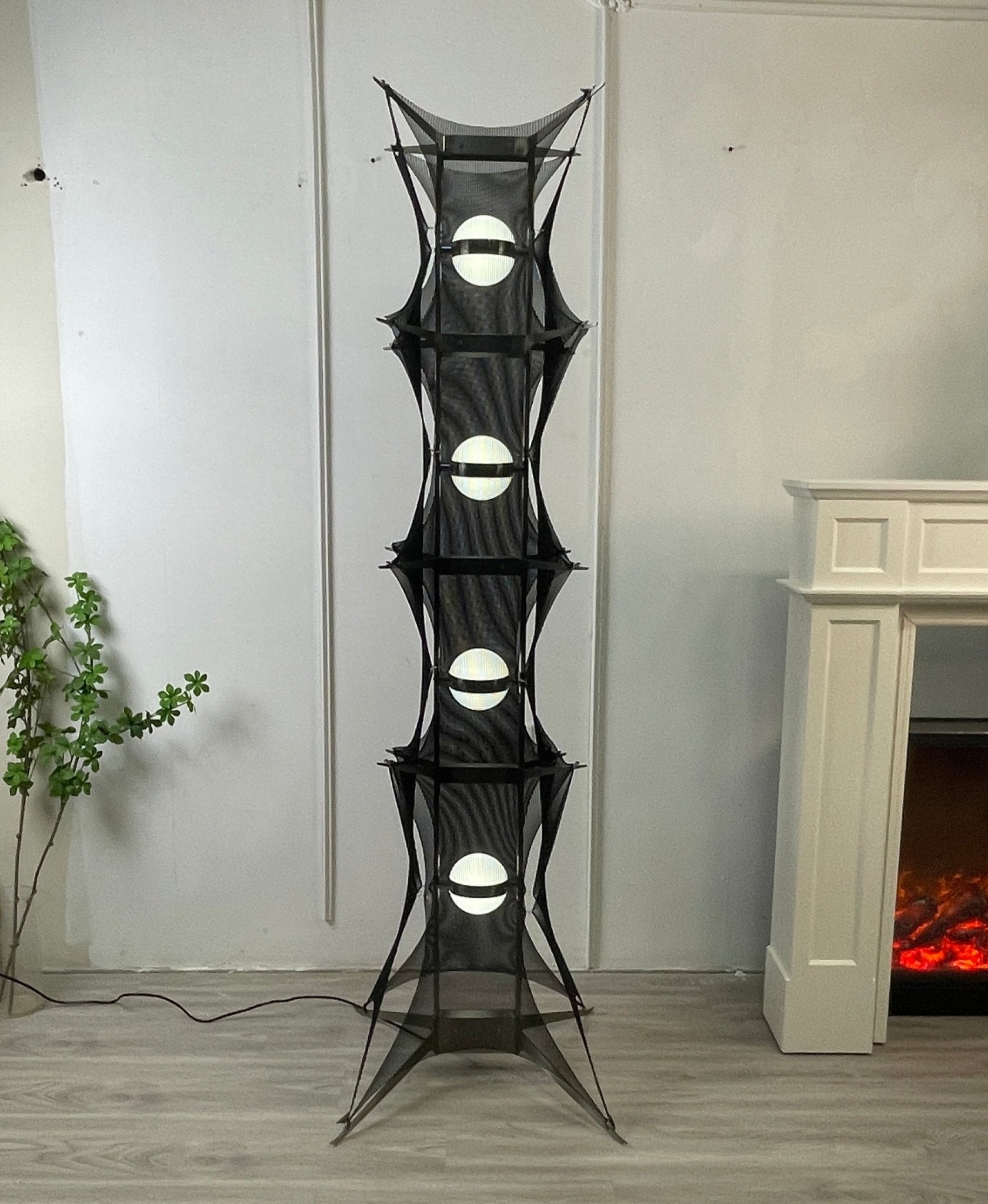 Finn Modern Floor Lamp-Neutral Decor