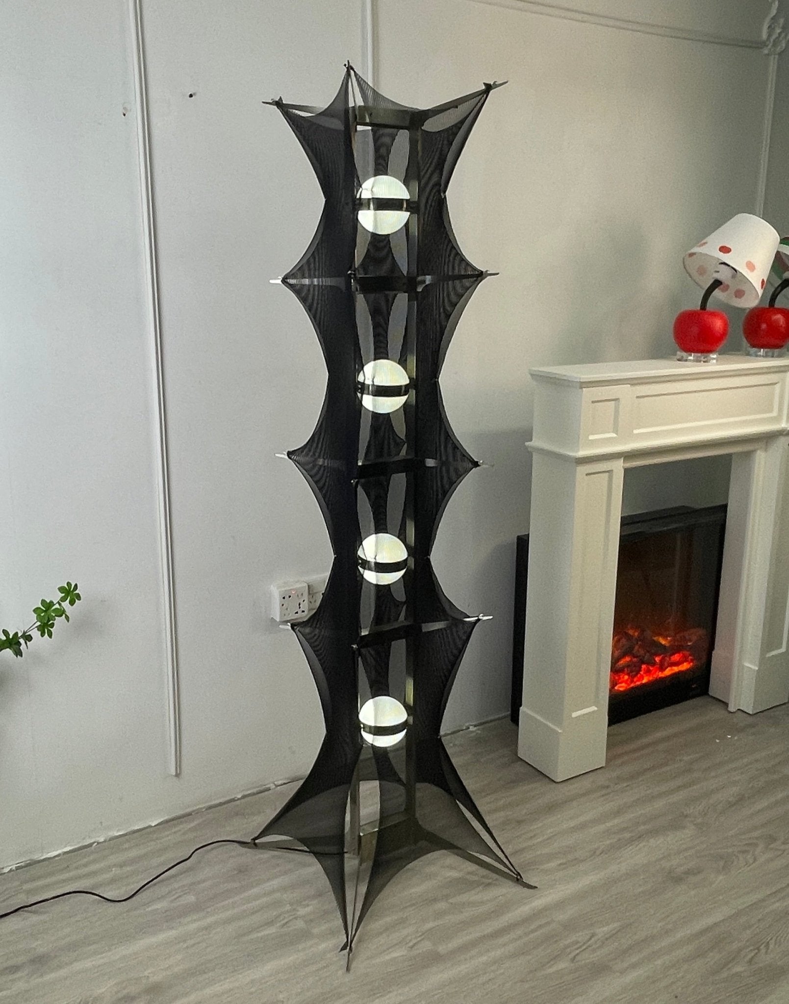 Finn Modern Floor Lamp-Neutral Decor
