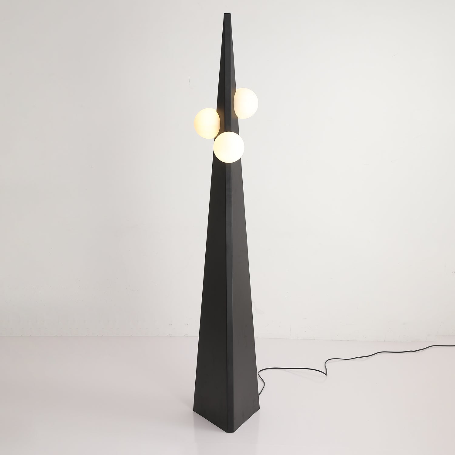 Lymarora Sculptural Floor Lamp-Neutral Decor