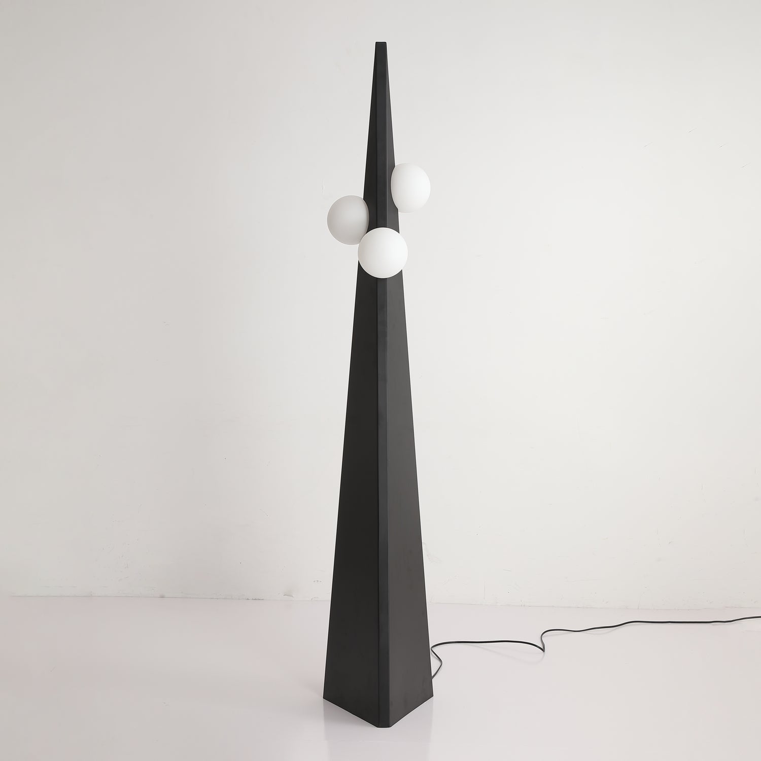 Lymarora Sculptural Floor Lamp-Neutral Decor