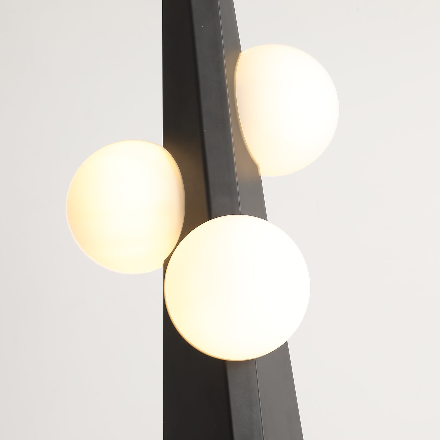 Lymarora Sculptural Floor Lamp-Neutral Decor