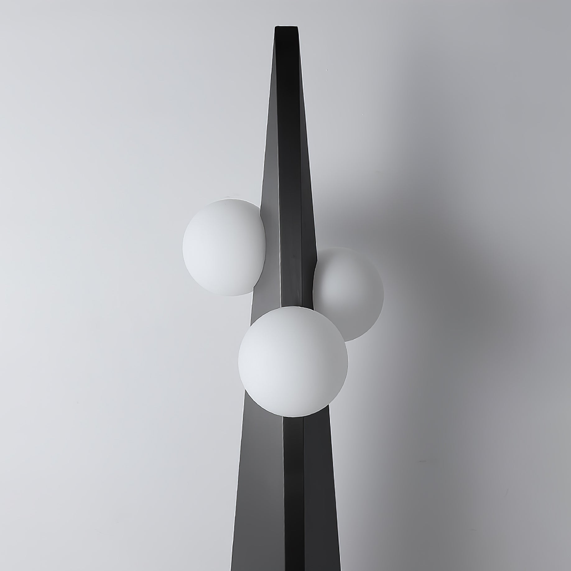 Lymarora Sculptural Floor Lamp-Neutral Decor