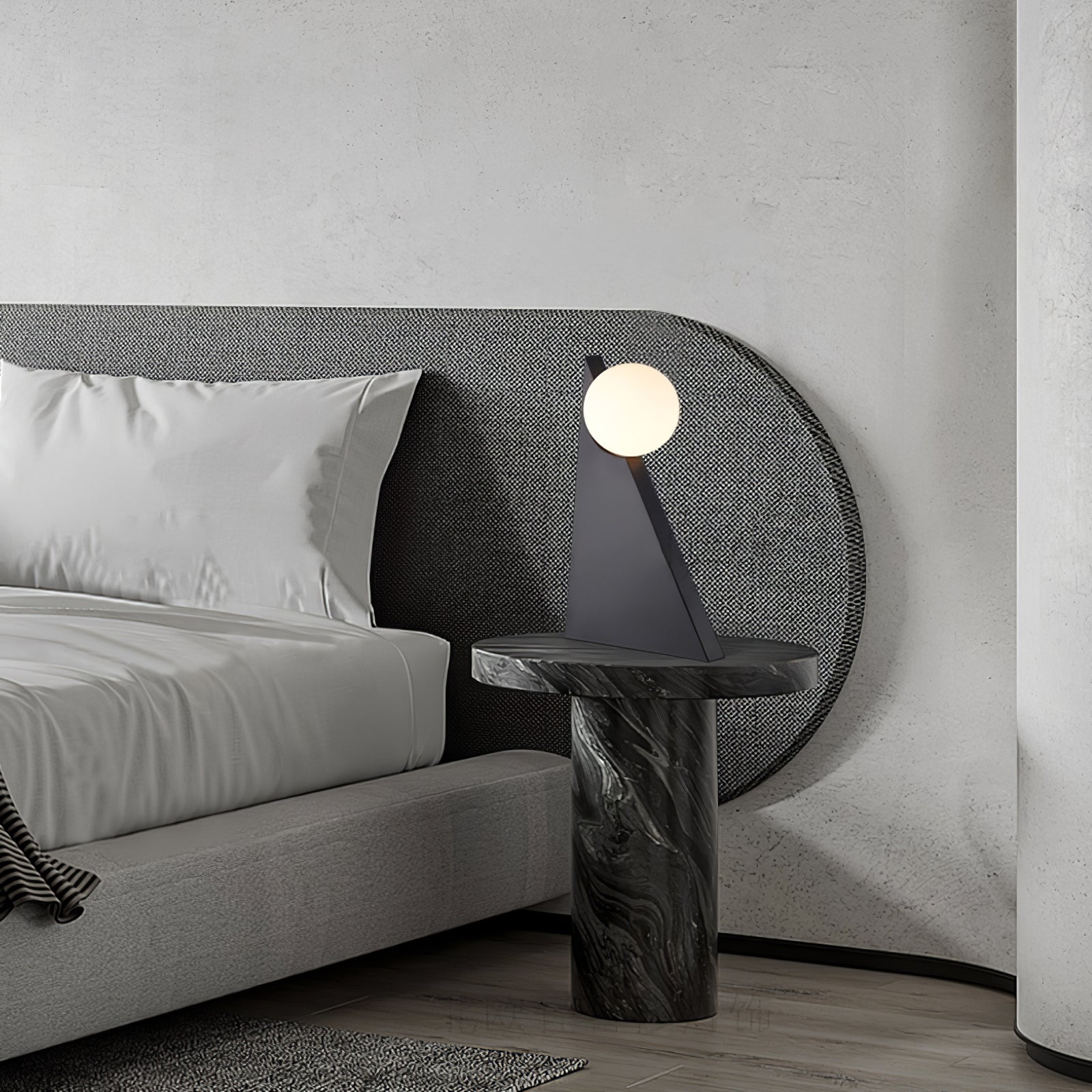 Nixie Geometric Glass Table Lamp-Neutral Decor