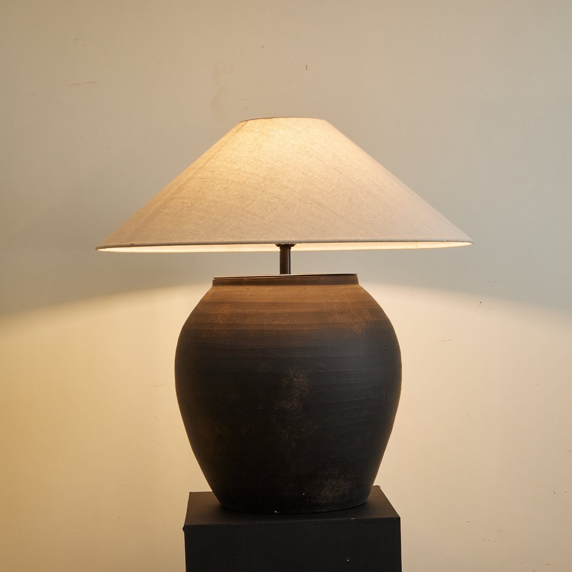Eloise Modern Table Lamp-Neutral Decor