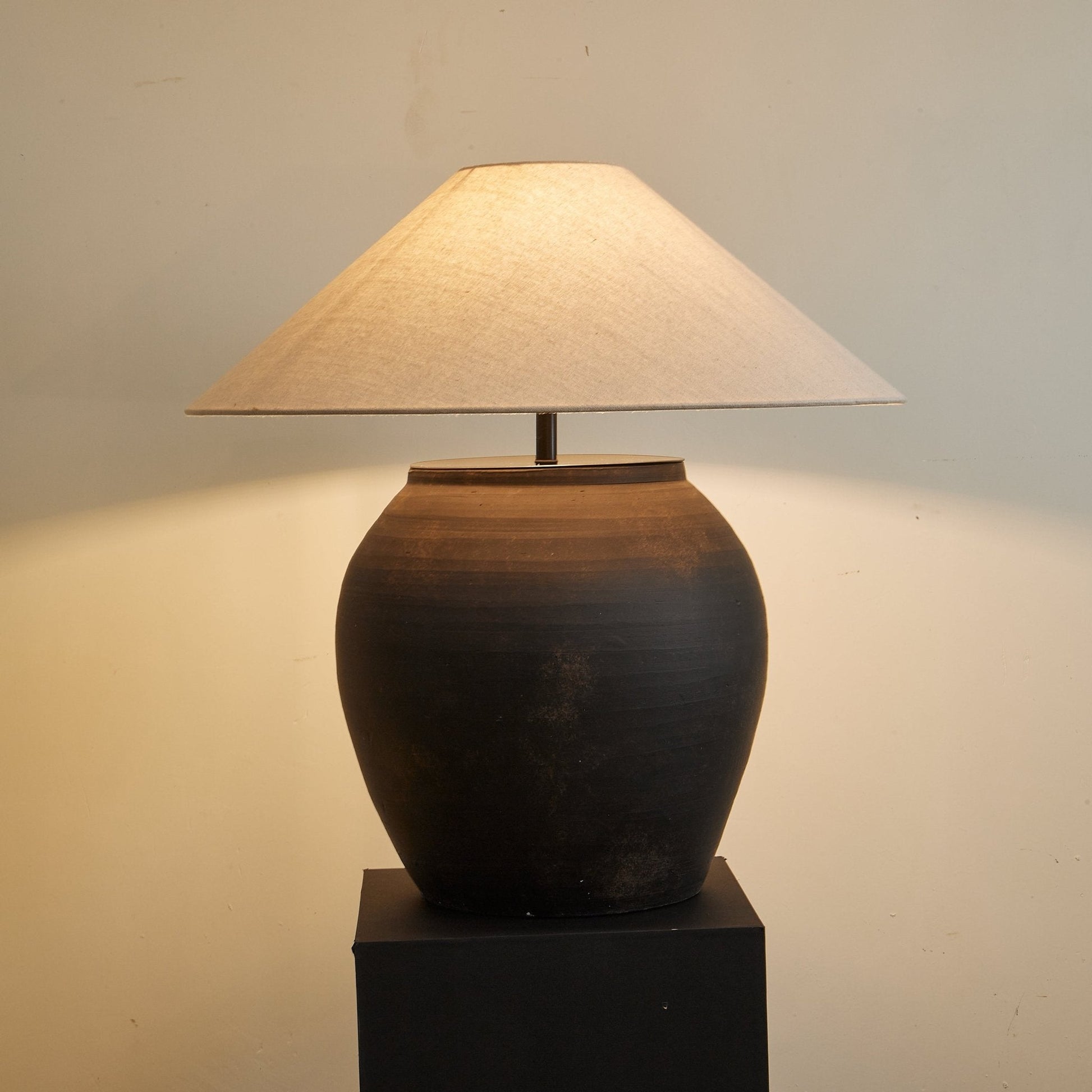 Eloise Modern Table Lamp-Neutral Decor