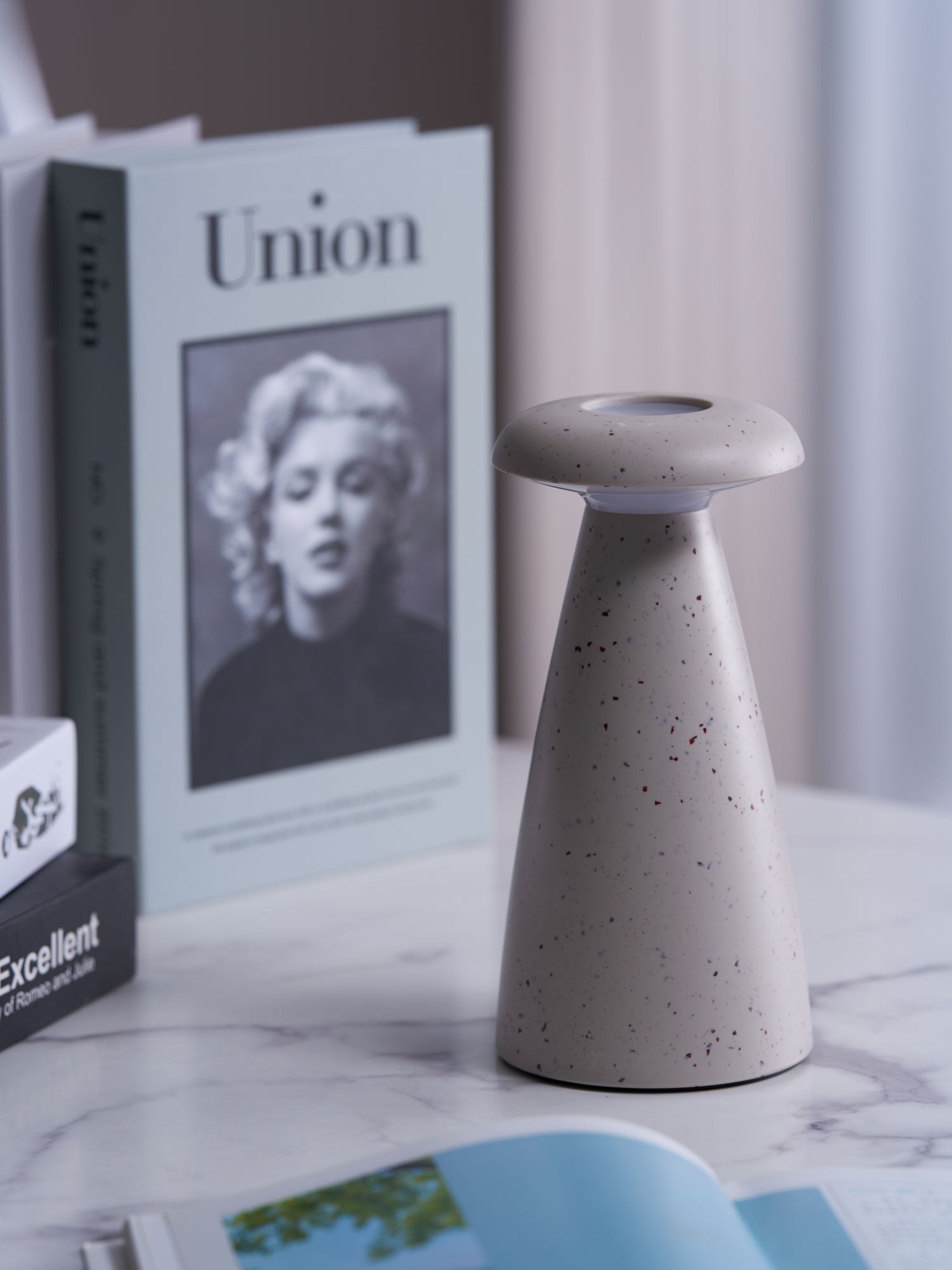Mushroove Ceramic Minimalist Table Lamp-Neutral Decor