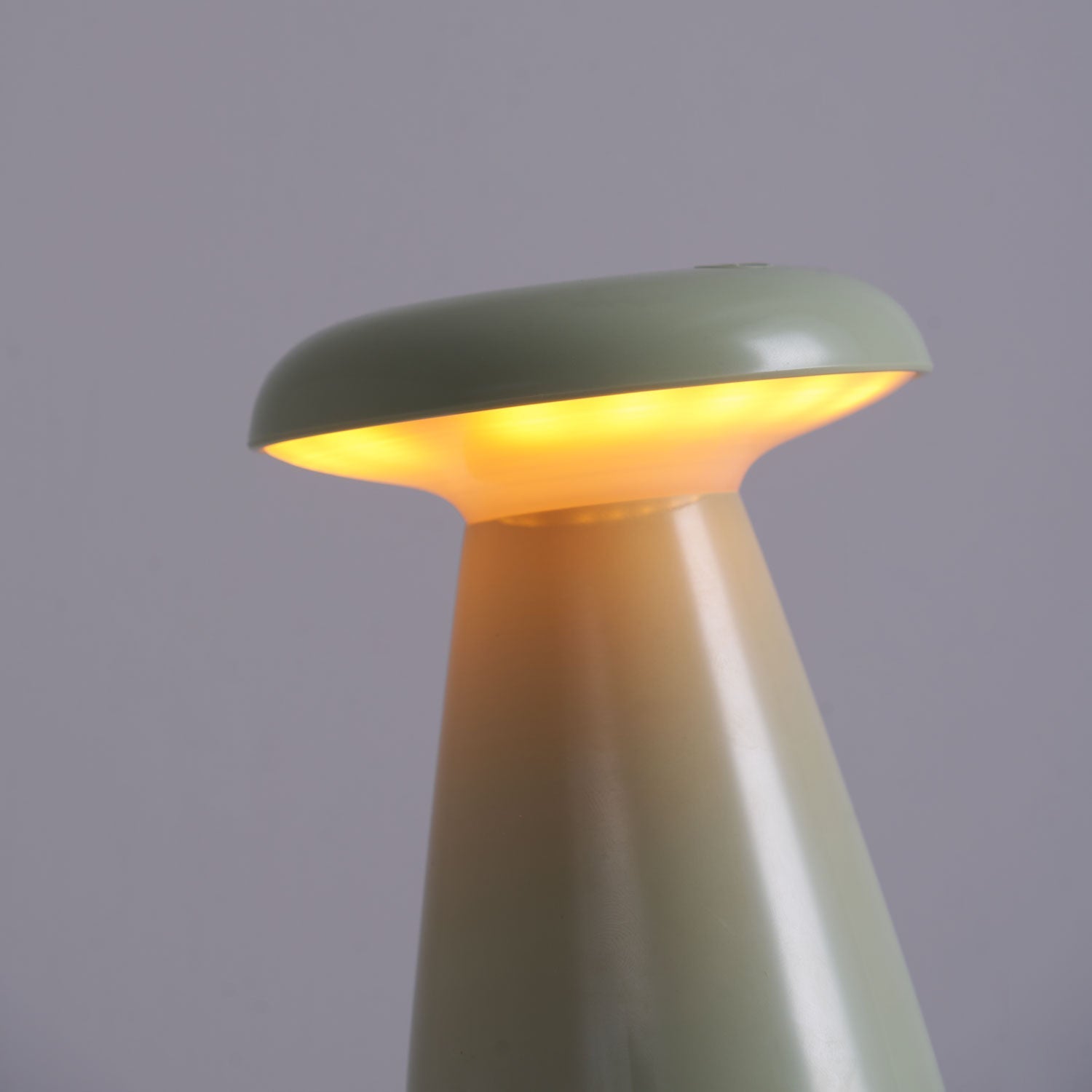Mushroove Ceramic Minimalist Table Lamp-Neutral Decor