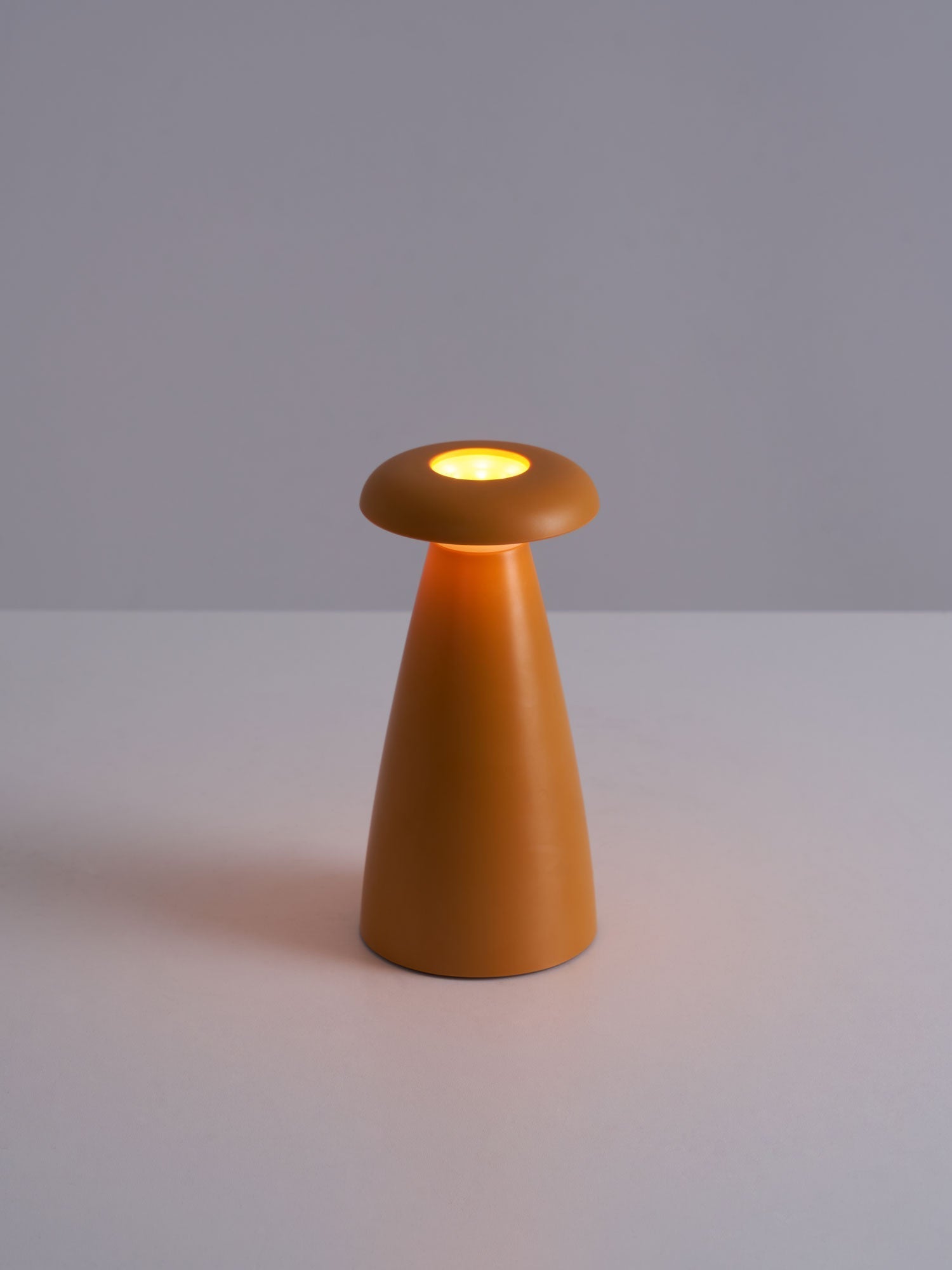 Mushroove Ceramic Minimalist Table Lamp-Neutral Decor