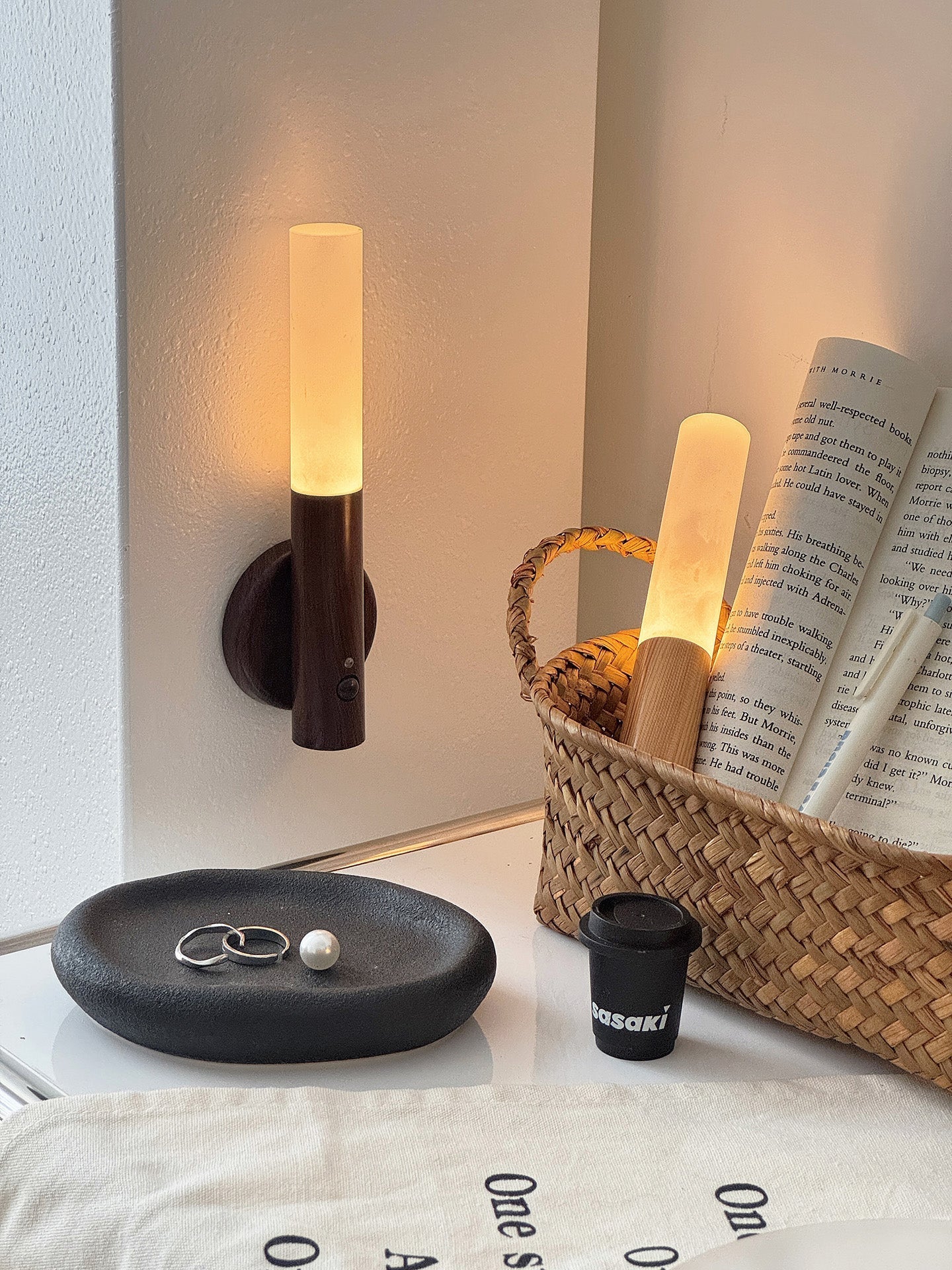 Hexl Magnet Rechargeable Wall Lamp-Neutral Decor