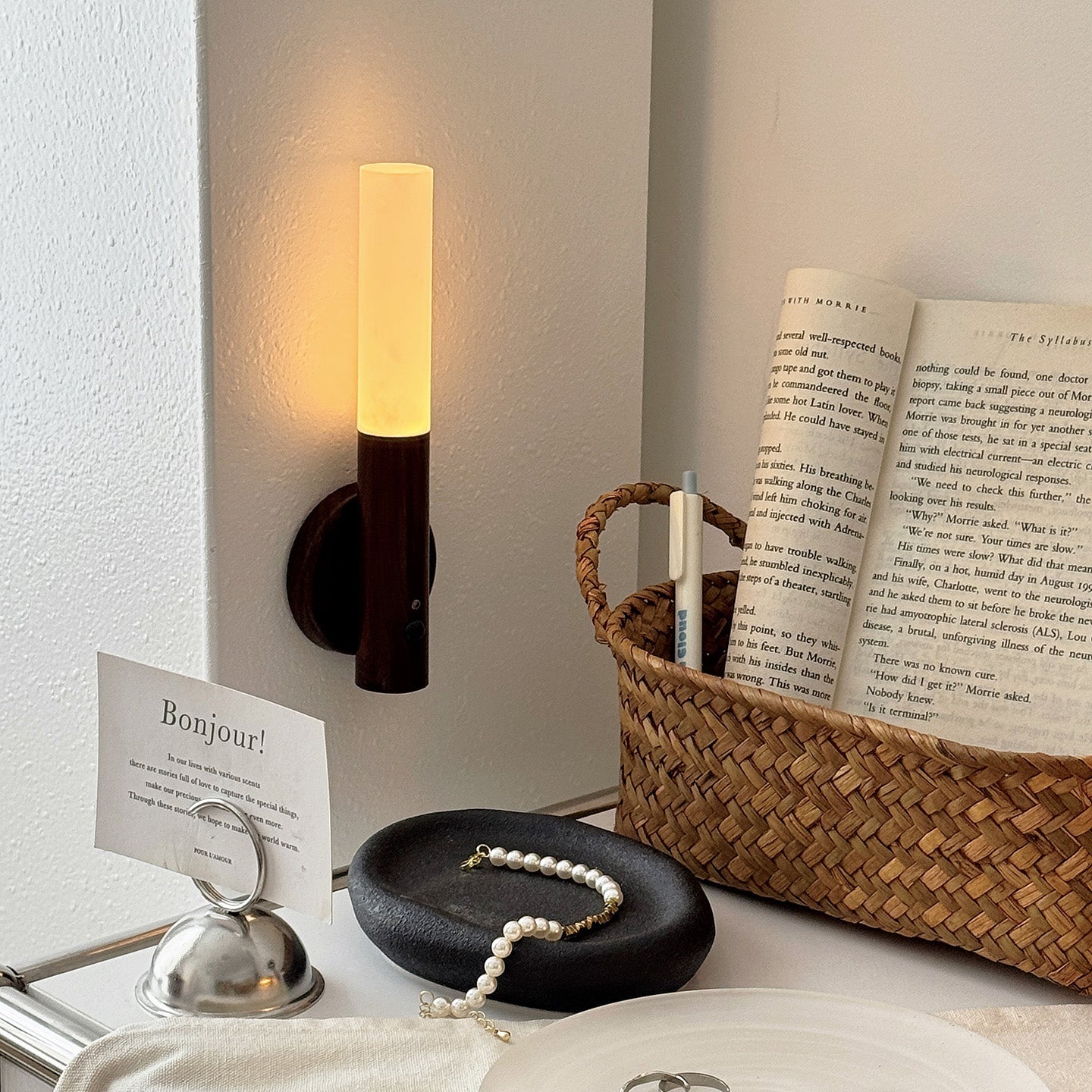 Hexl Magnet Rechargeable Wall Lamp-Neutral Decor