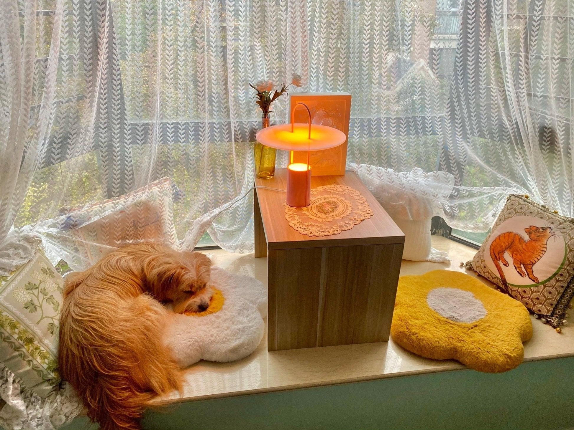 Hattie Modern Table Lamp-Neutral Decor