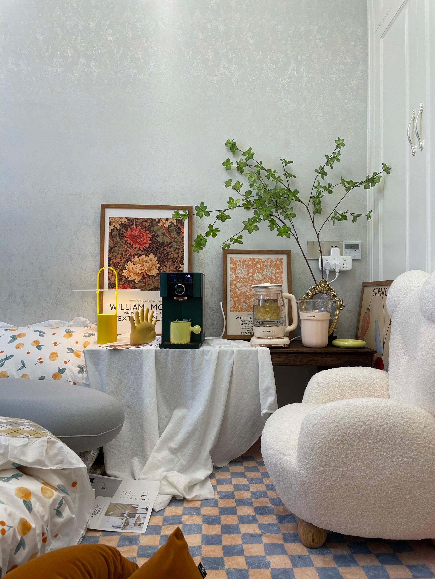 Hattie Modern Table Lamp-Neutral Decor
