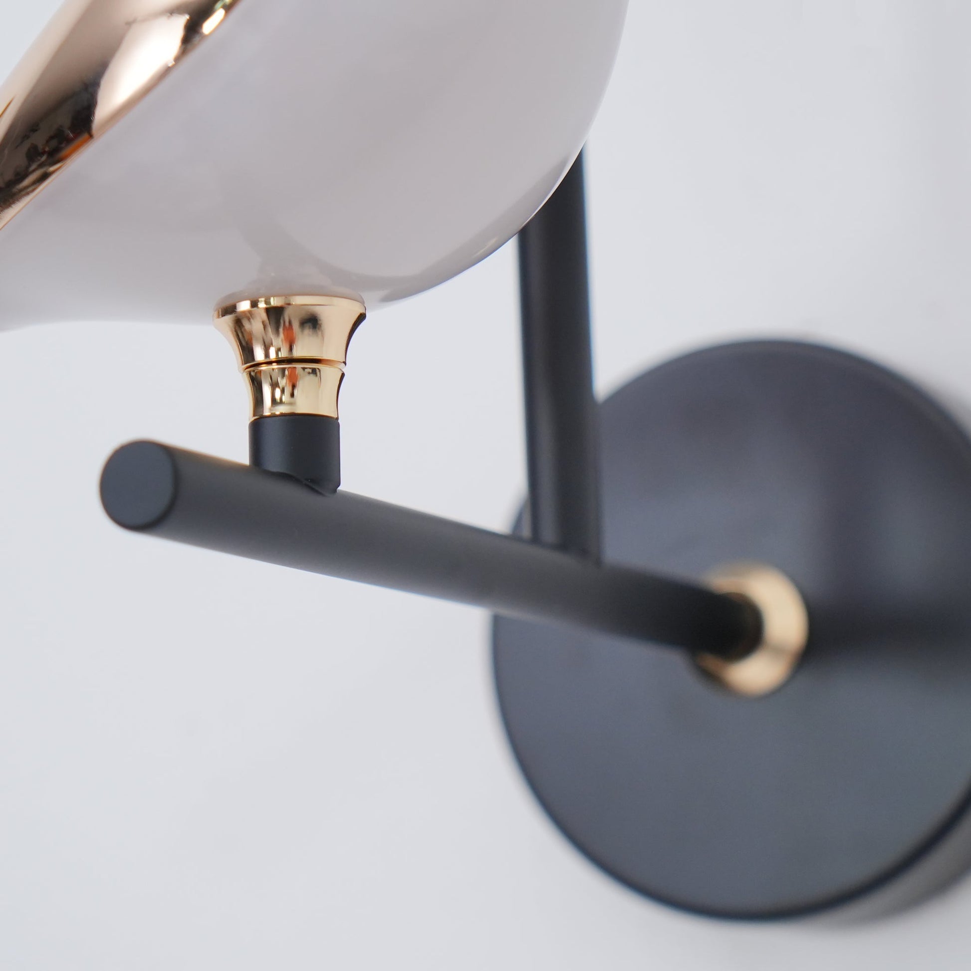 Vale Loveable Premium Nordic Art Plug-in Wall lamp-Neutral Decor