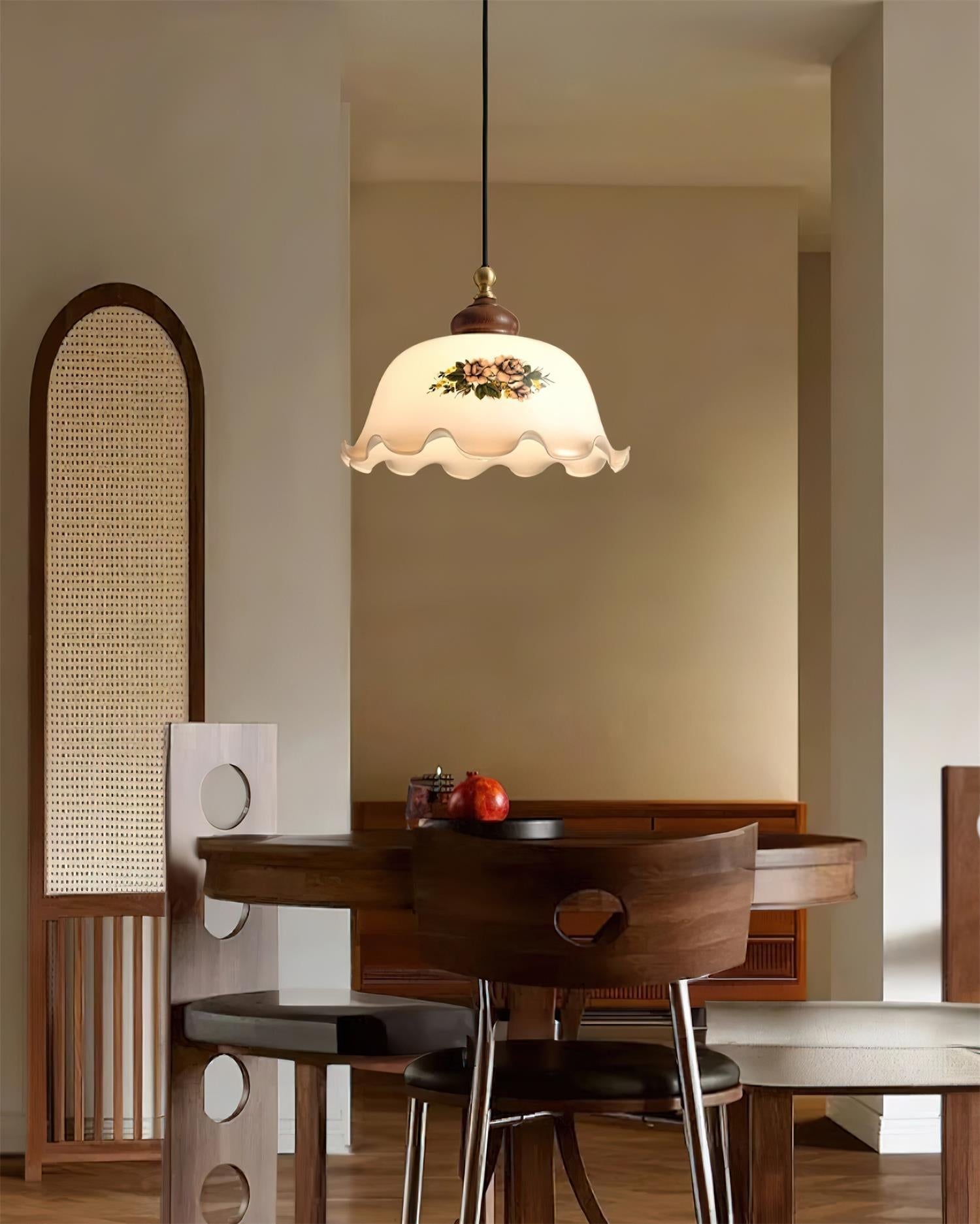 Belvia Vintage Floral Glass Pendant Light