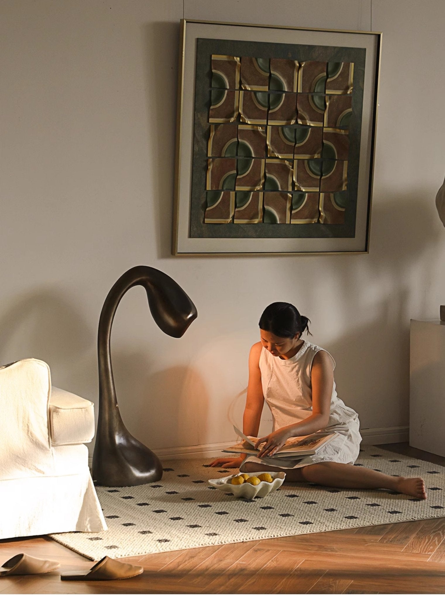 Kyns Sculptural Table Lamp-Neutral Decor