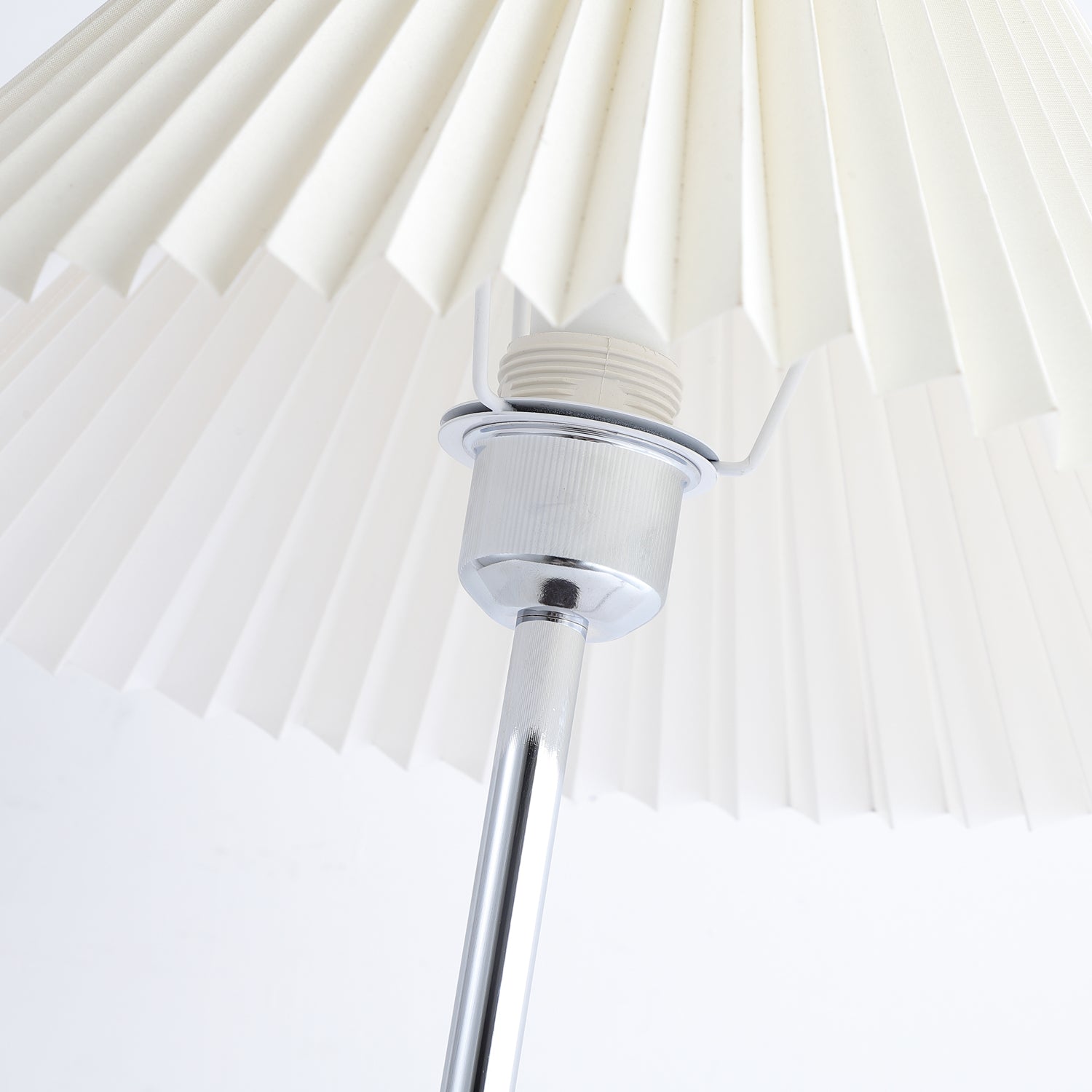 Grace Modern Wood Table Lamp-Neutral Decor