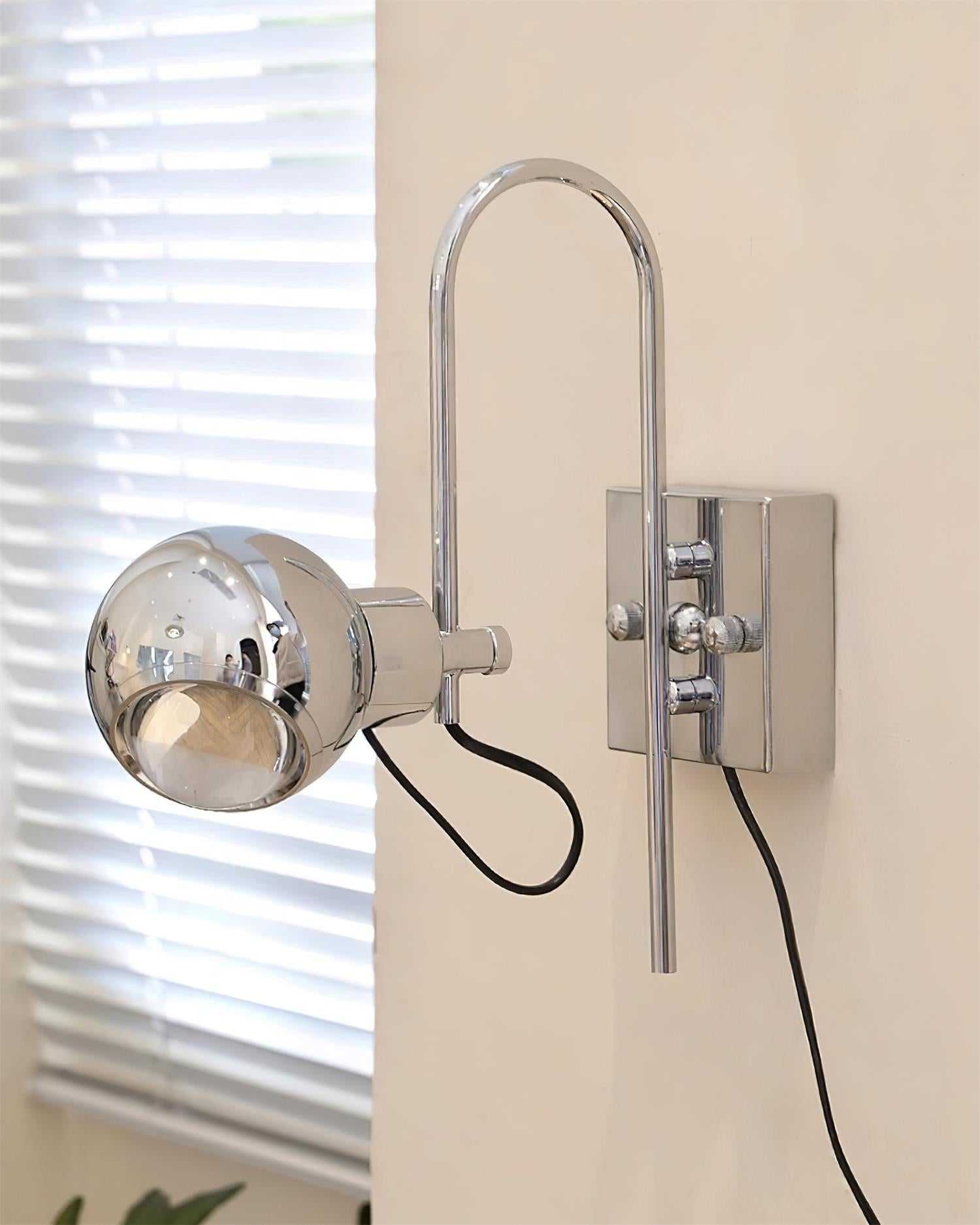 Sorrel Wall Lamp