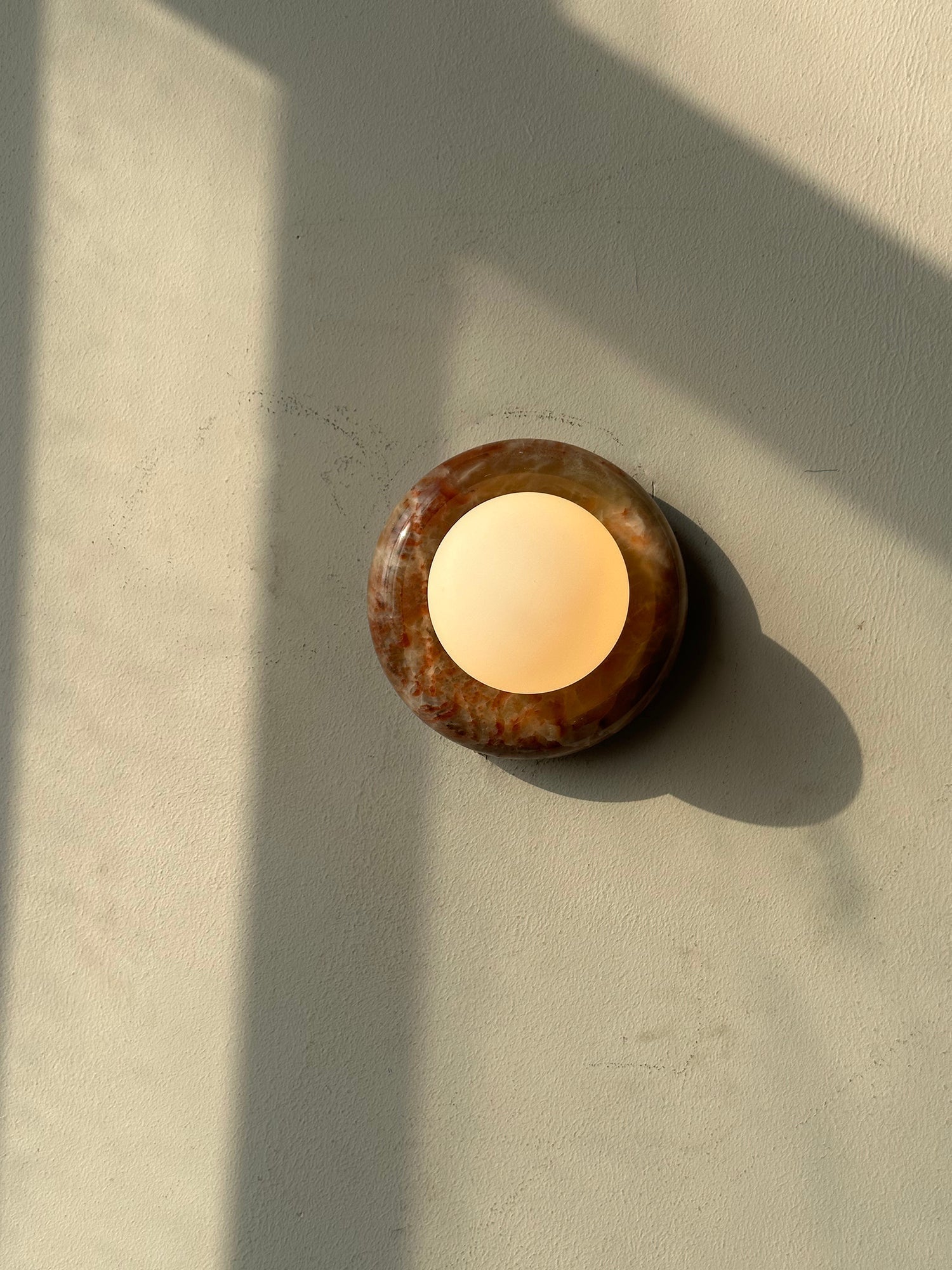 Cemaros Jade Glass Wall Lamp-Neutral Decor